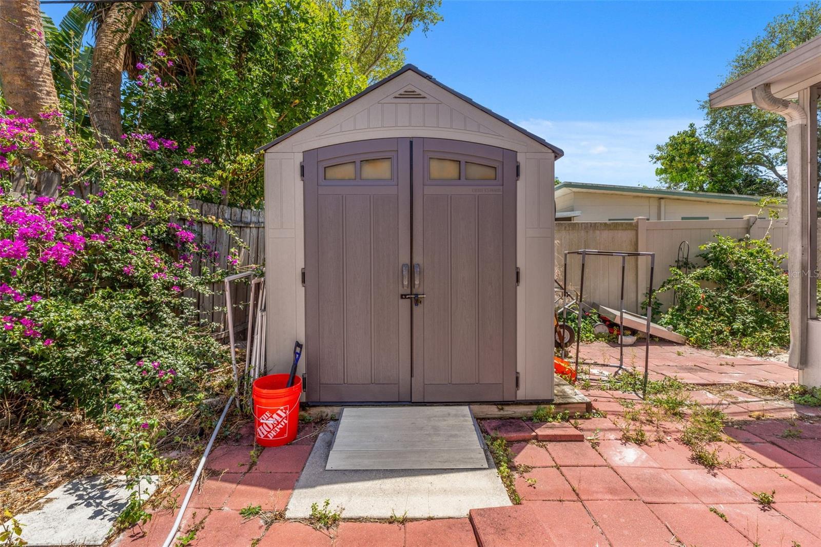 JUNGLE COUNTRY CLUB 2ND ADD - Residential