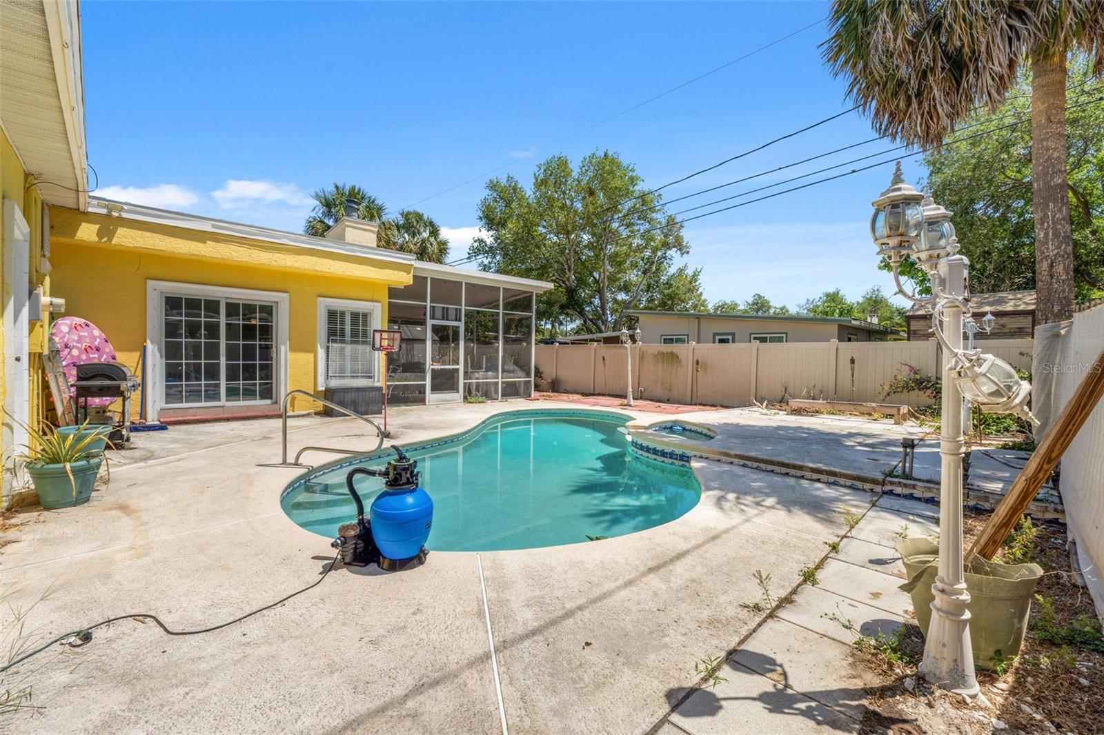 JUNGLE COUNTRY CLUB 2ND ADD - Residential