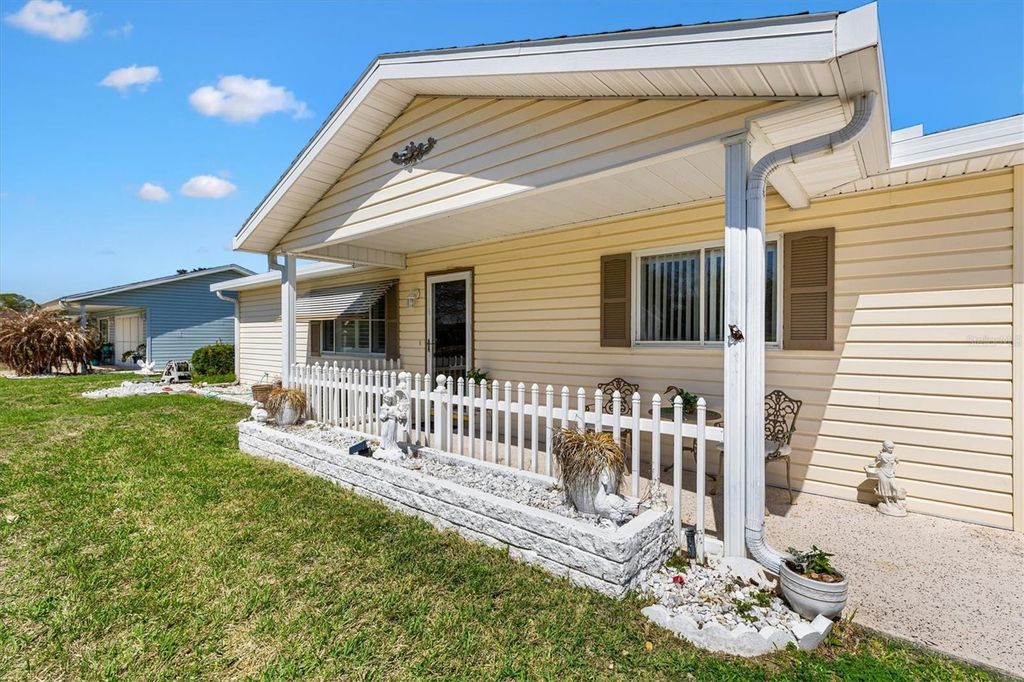 Photo of 10235 SE 179th Place, Summerfield, FL 34491 (MLS # OM720264)