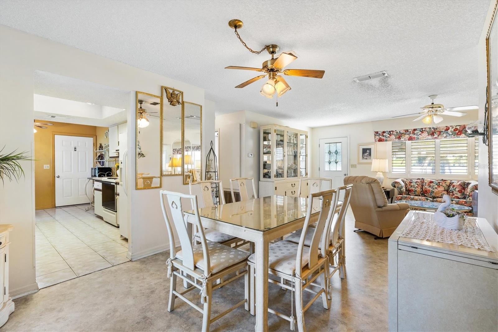 SPRUCE CREEK SOUTH - Residential