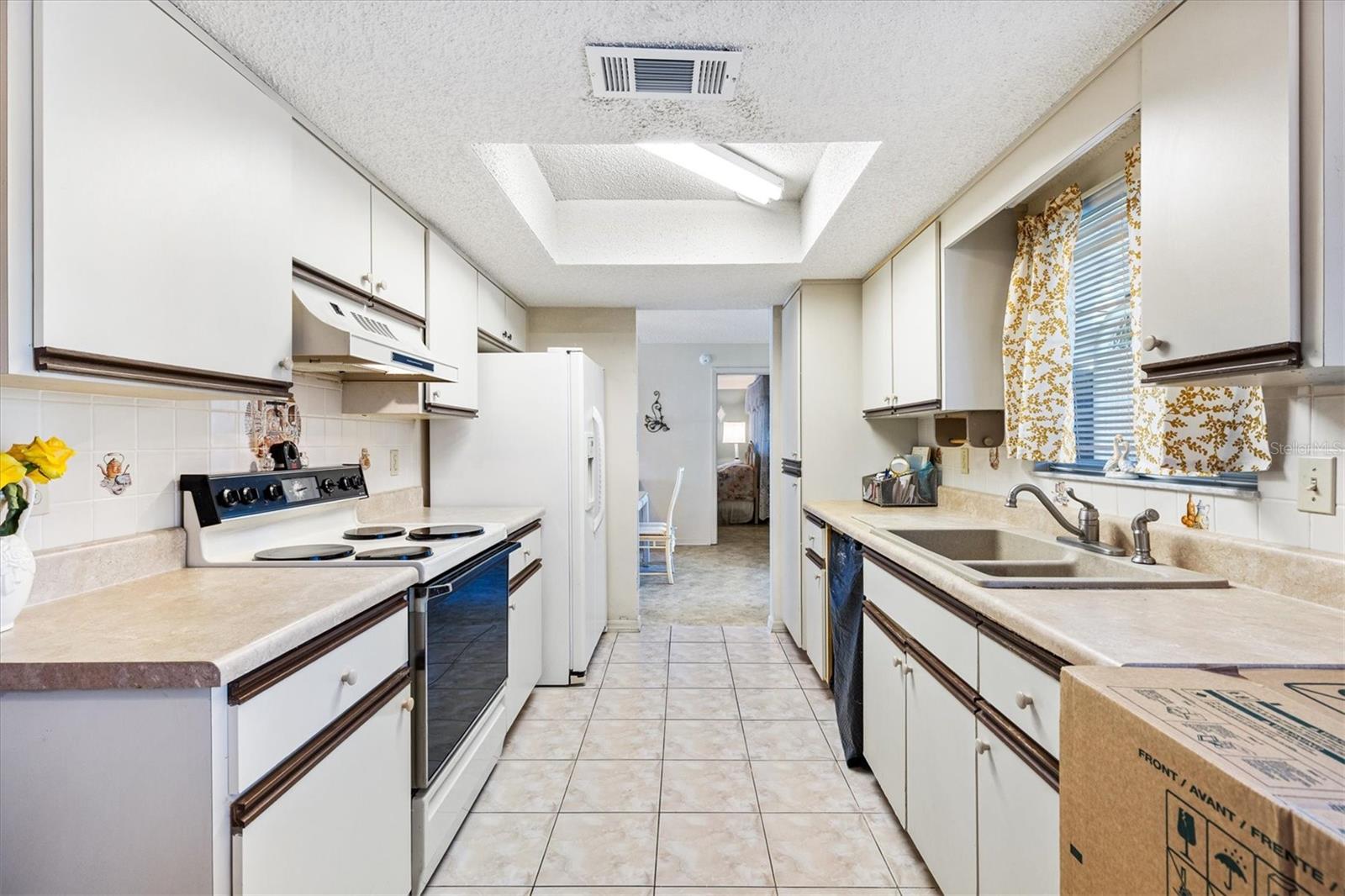 SPRUCE CREEK SOUTH - Residential