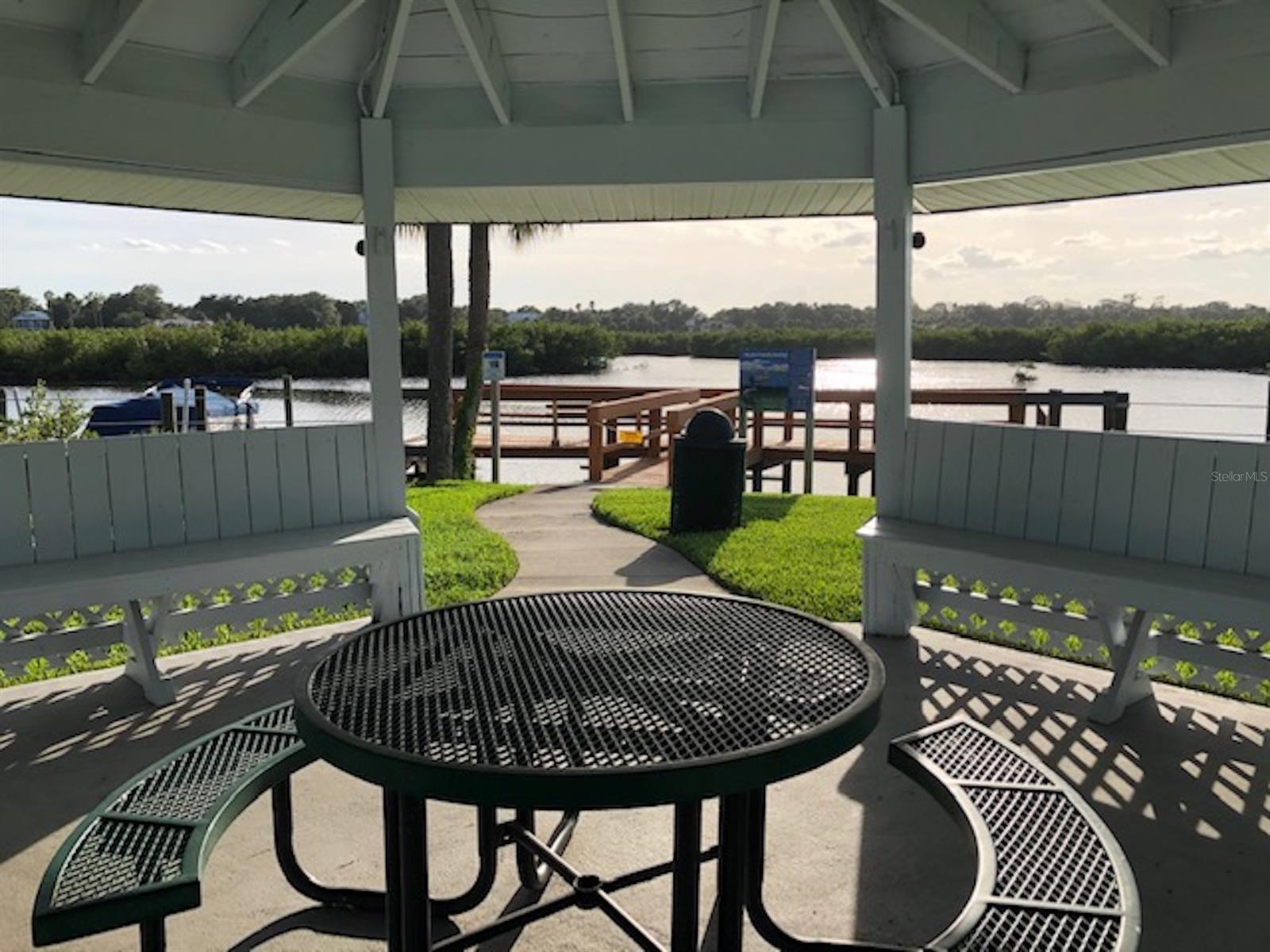 Riverwalk Condo - Residential