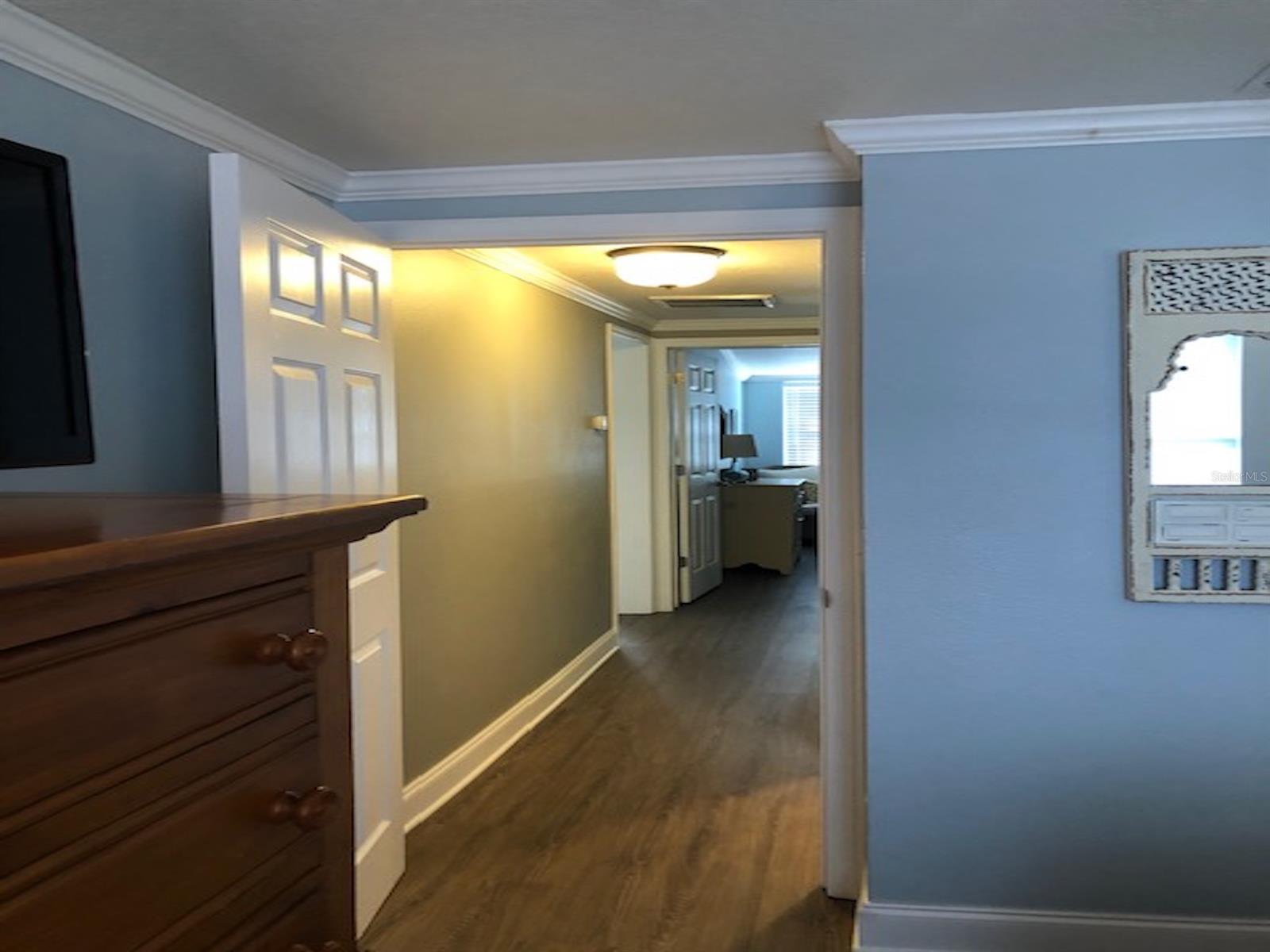 Riverwalk Condo - Residential