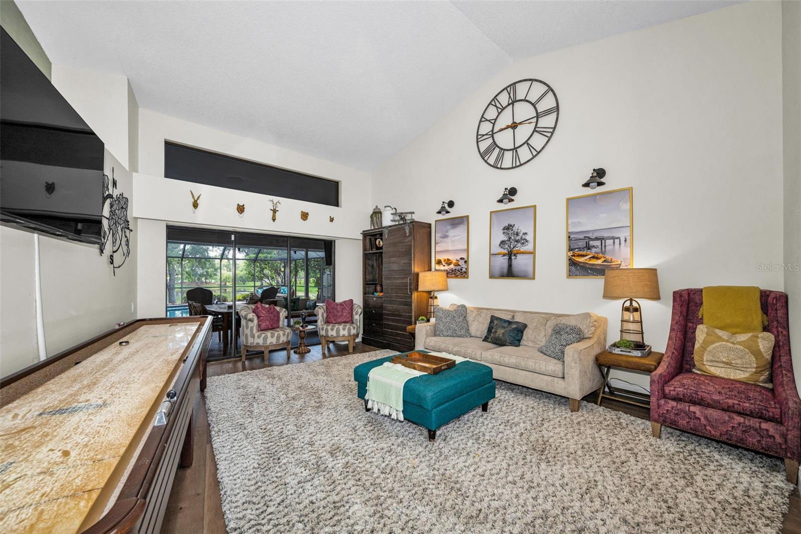 BELLE MEADE - Residential
