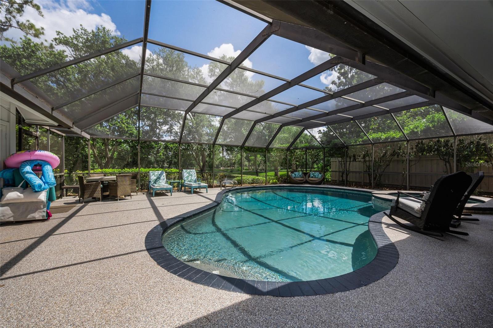 BELLE MEADE - Residential