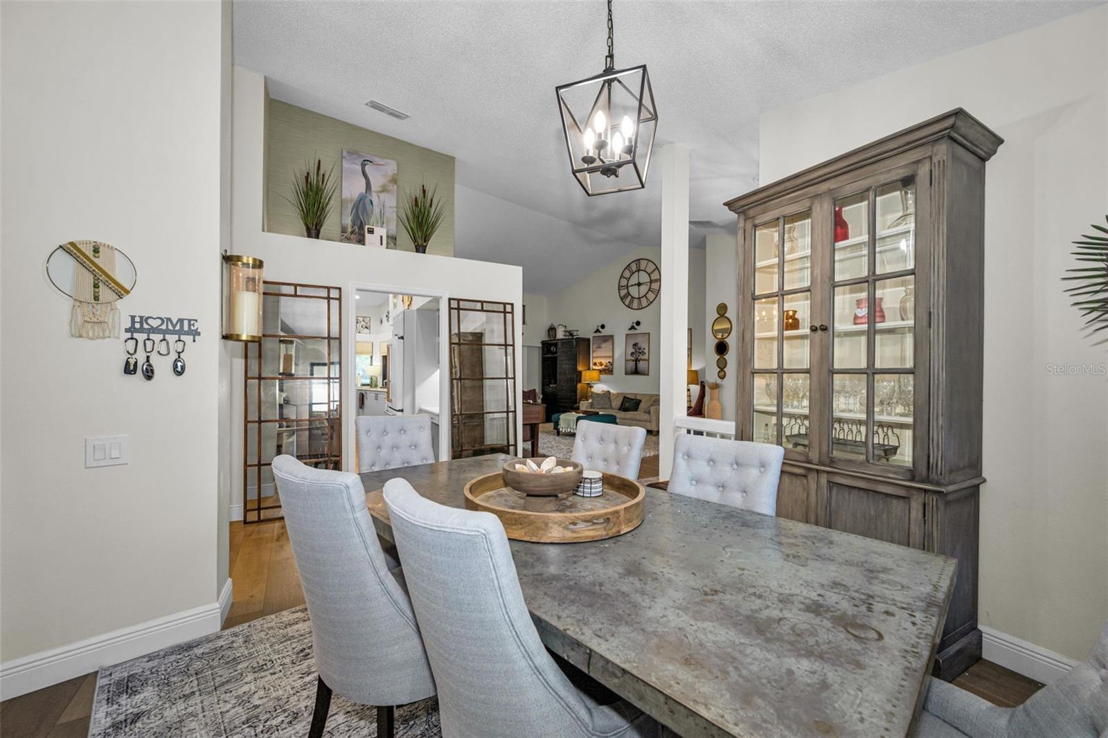 BELLE MEADE - Residential