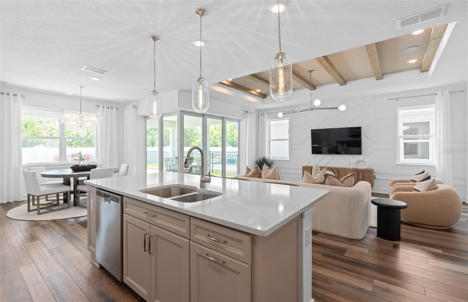 DEL WEBB SUNBRIDGE - Residential