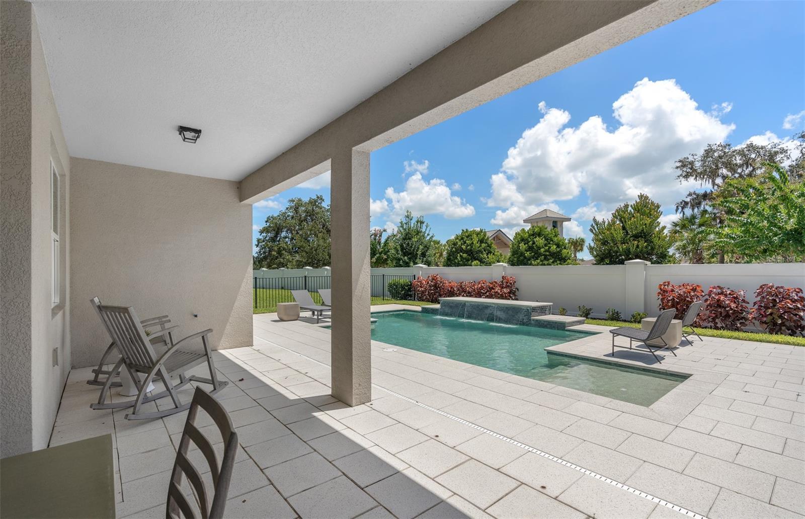 DEL WEBB SUNBRIDGE - Residential