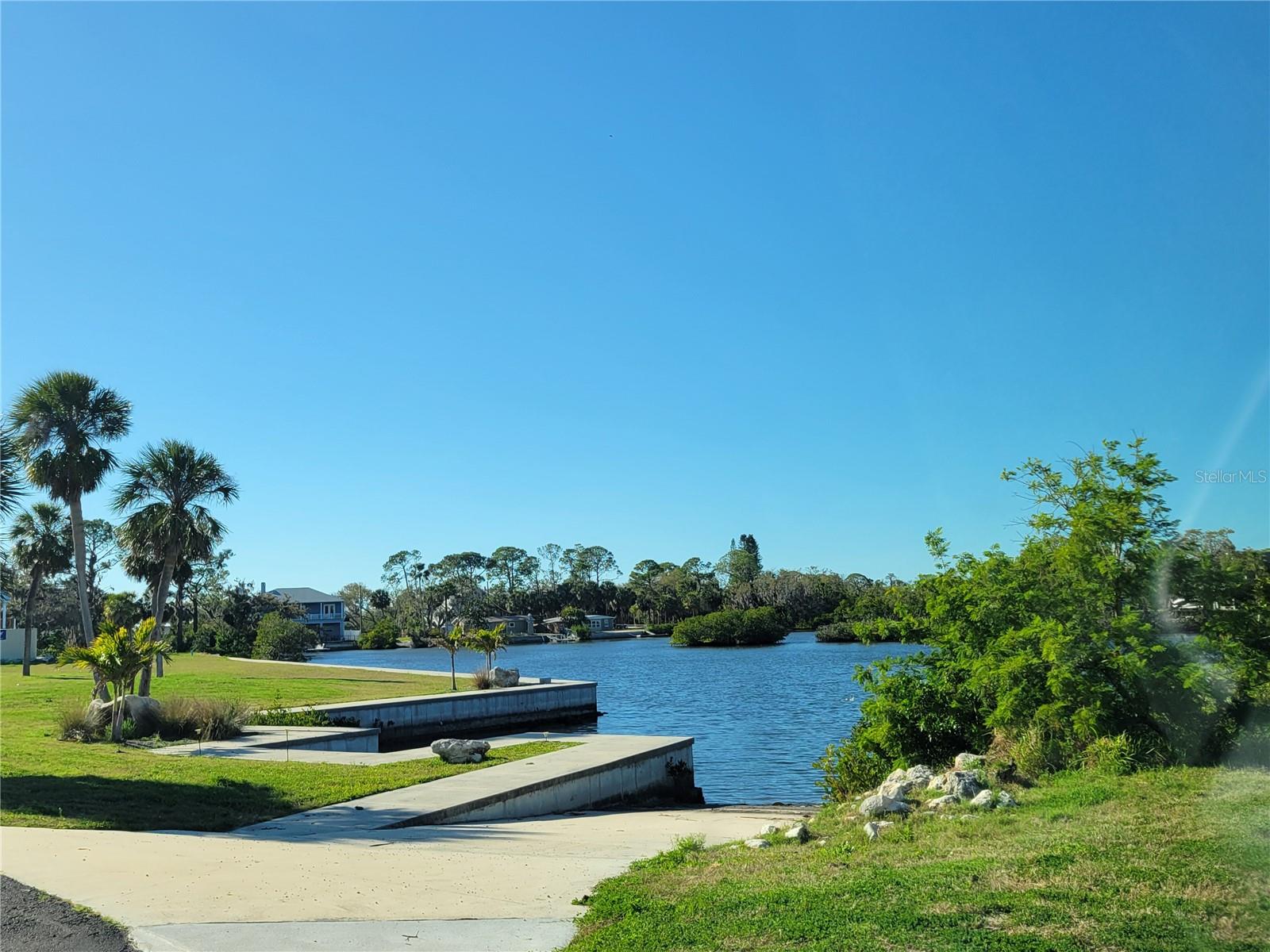 COTTAGES AT OYSTER BAYOU - Land