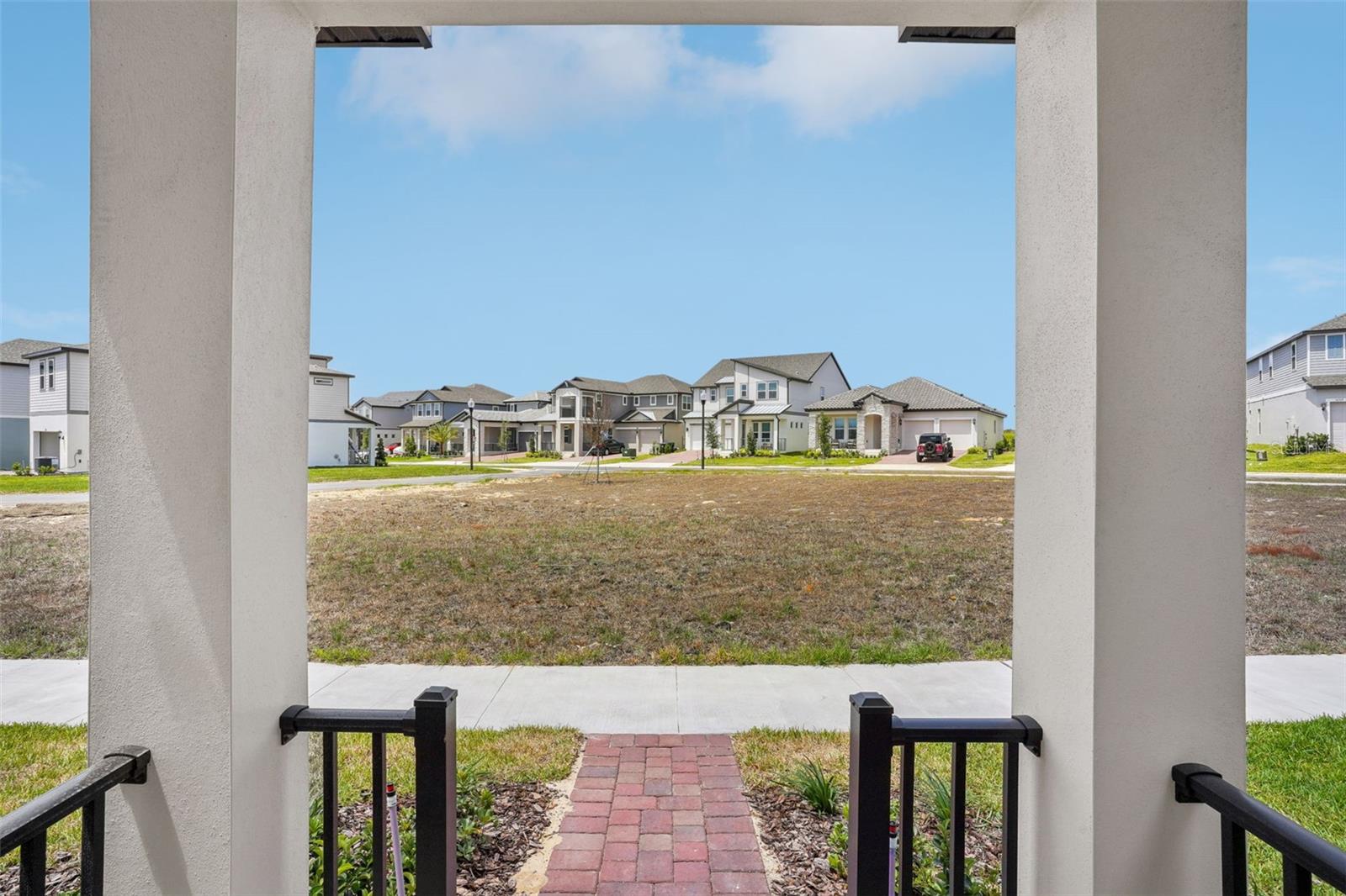 5099 RAILROAD VINE ALLEY