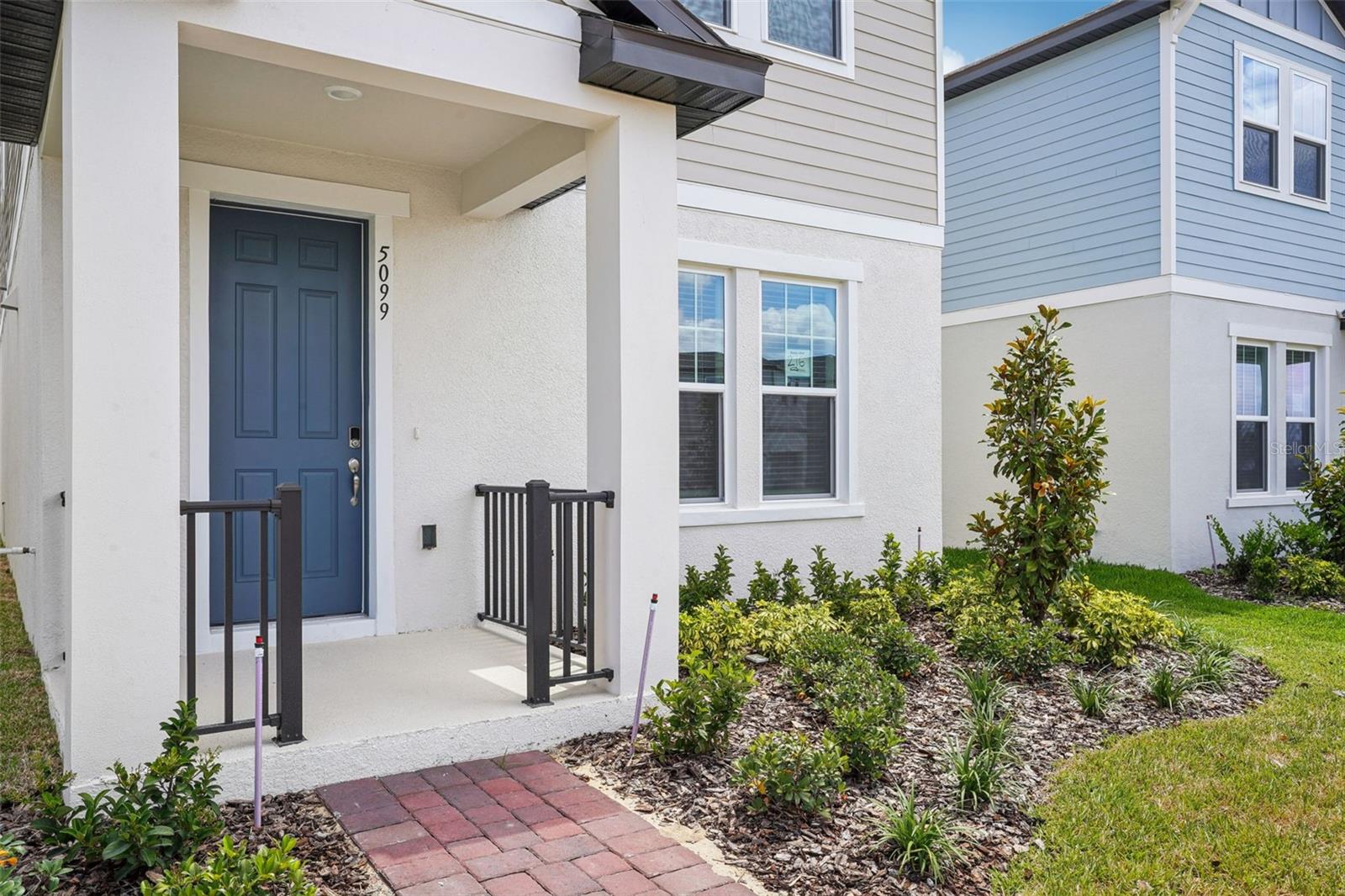 5099 RAILROAD VINE ALLEY