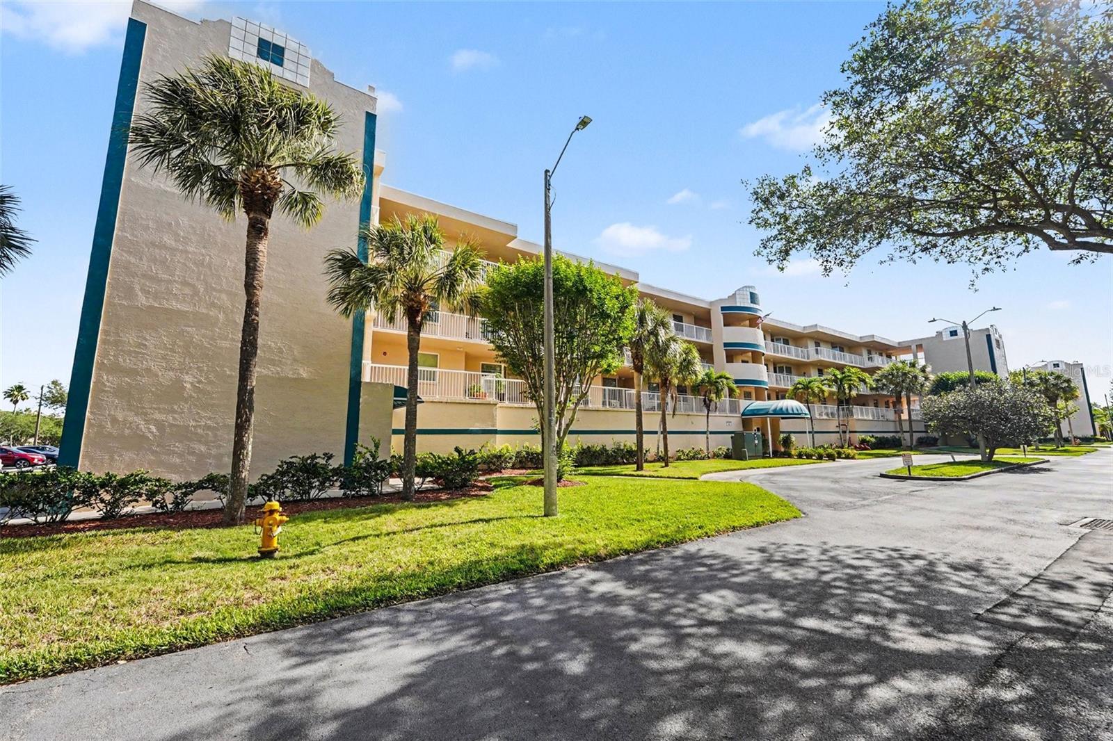 SHORES OF LONG BAYOU CONDO - Residential