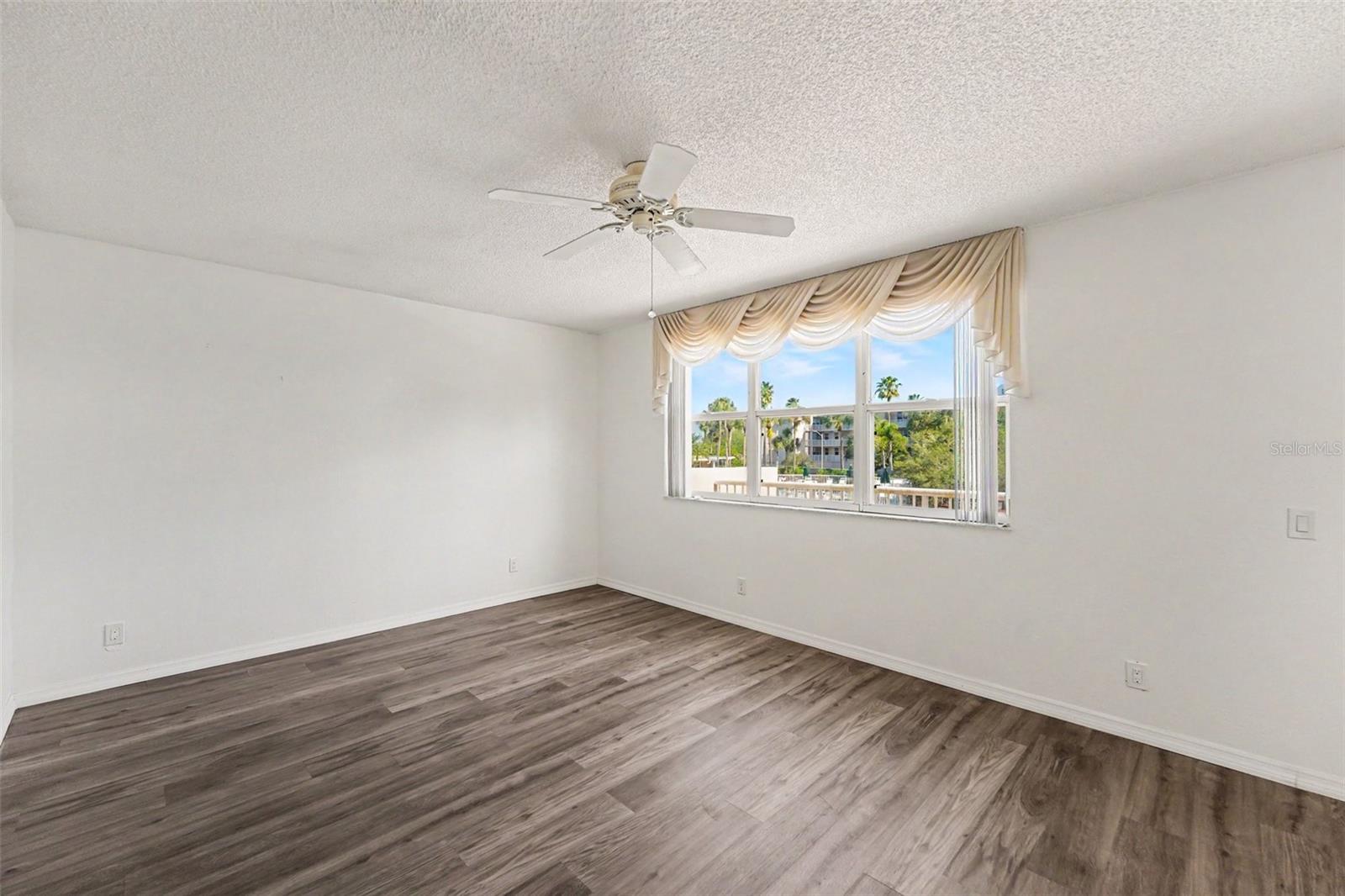 SHORES OF LONG BAYOU CONDO - Residential