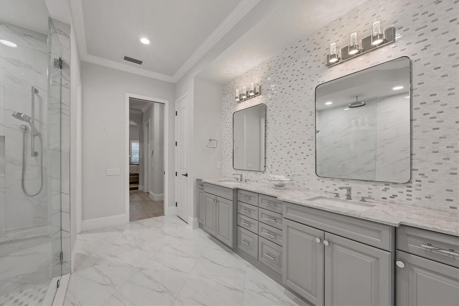 LAKE CLUB PH I - Residential