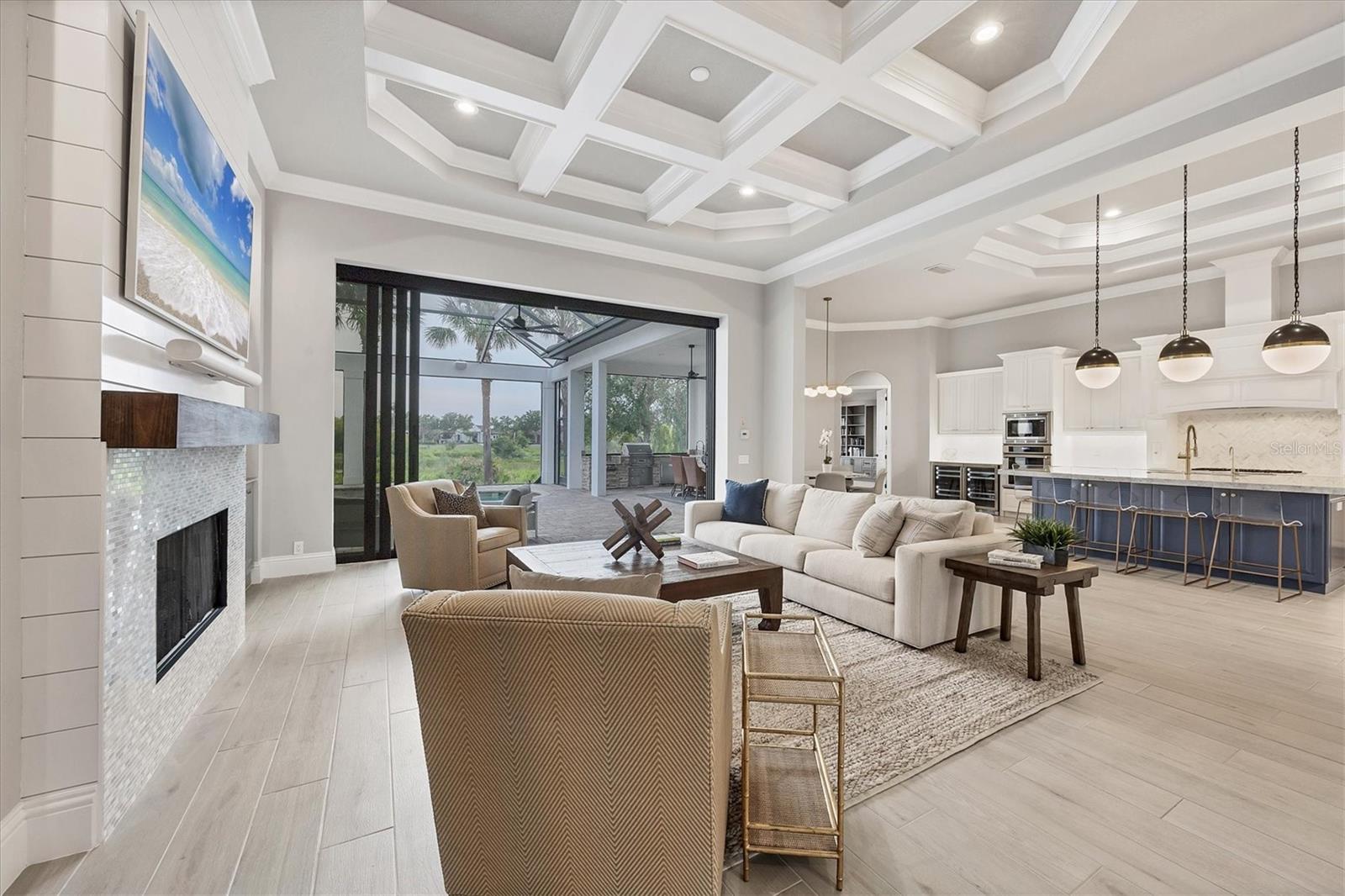 LAKE CLUB PH I - Residential