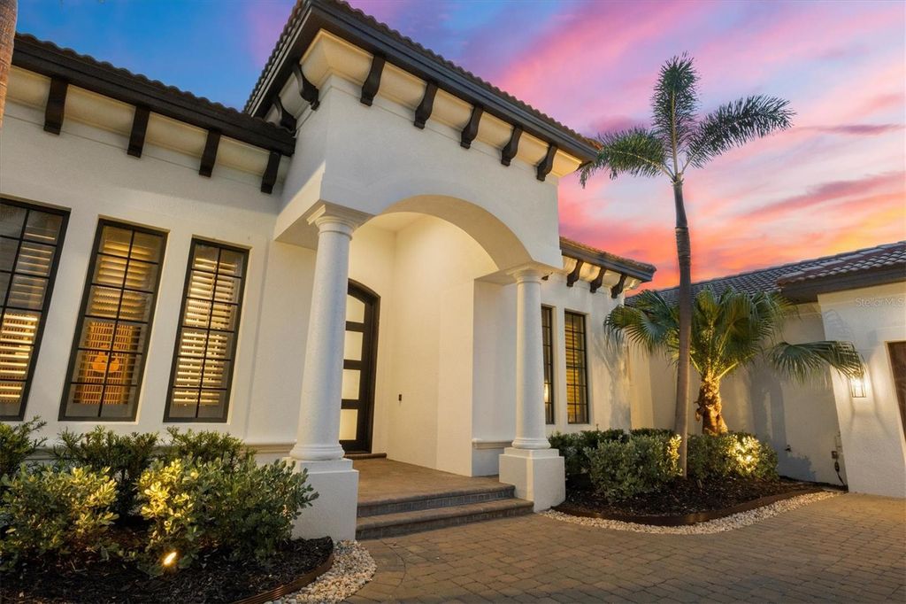 Photo of 8312 Catamaran Circle, Lakewood Ranch, FL 34202 (MLS # A4654059)