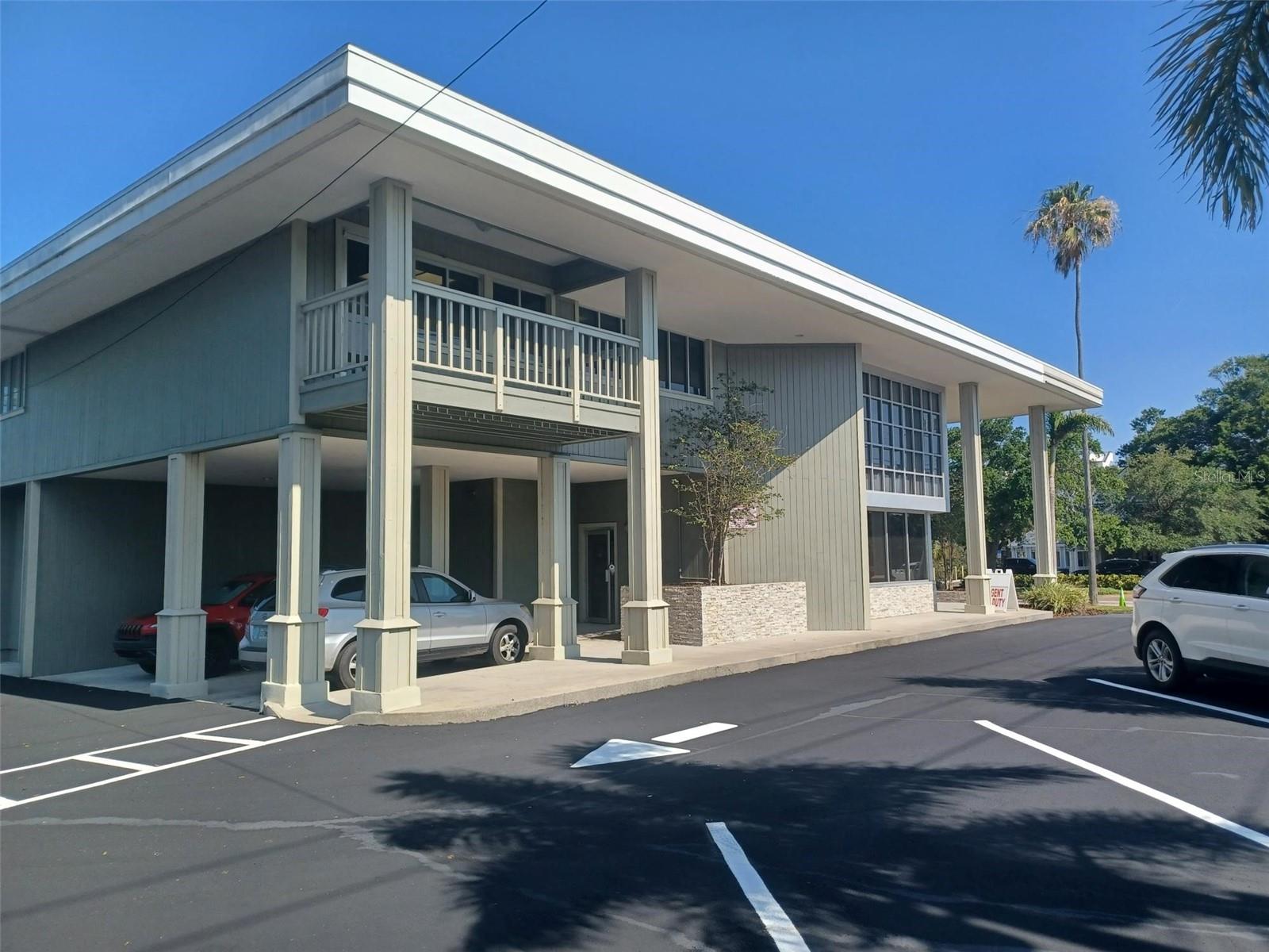 BELLEAIR - Commercial Sale