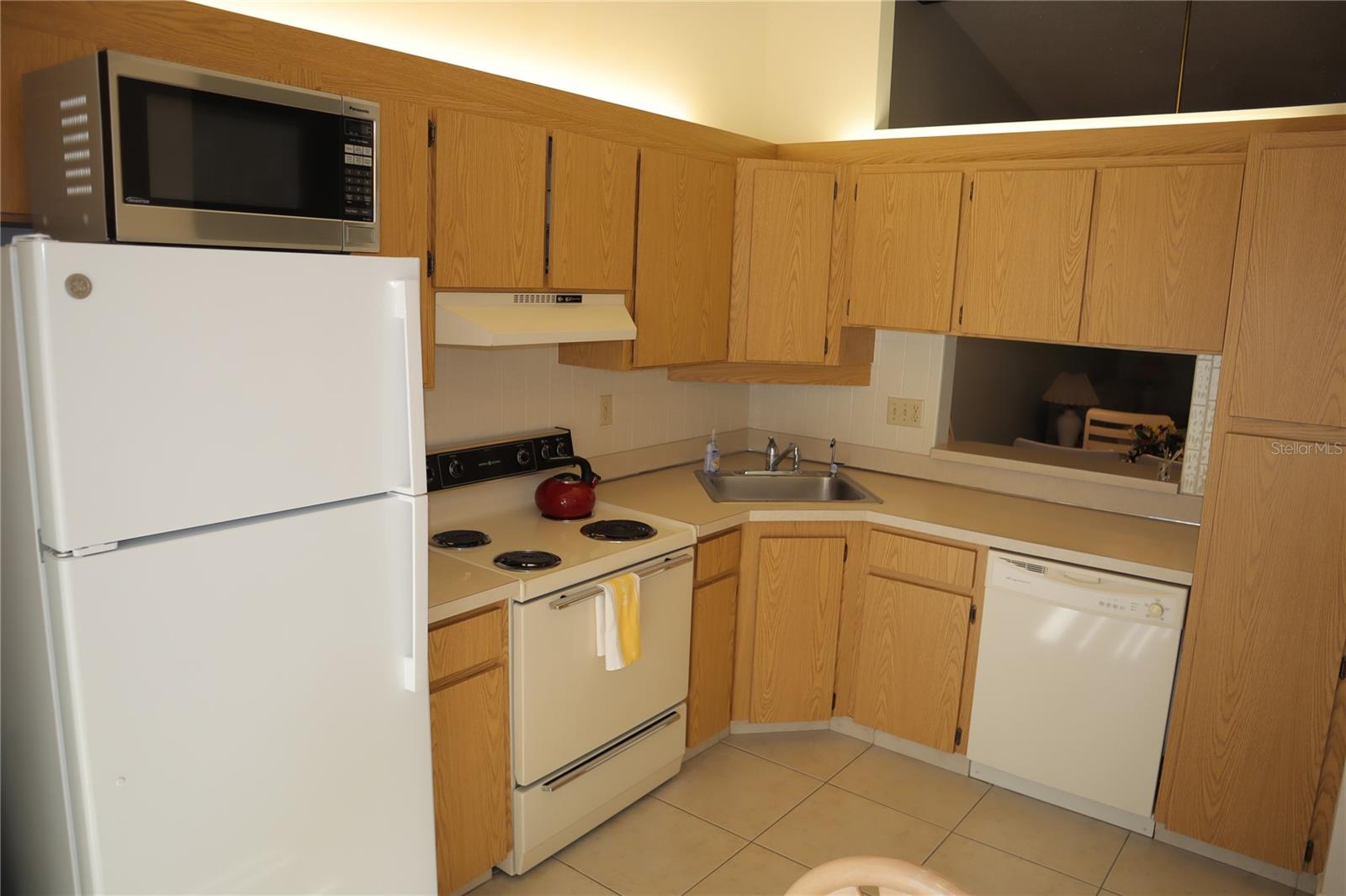 PINE RIDGE AT LAKE TARPON VILLAGE - Residential Lease
