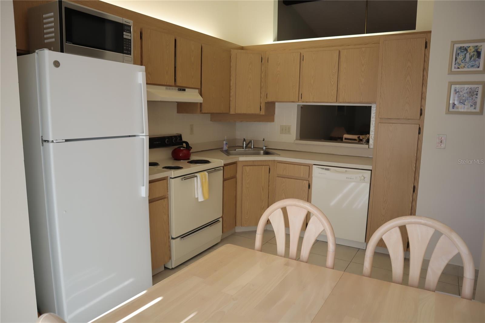 PINE RIDGE AT LAKE TARPON VILLAGE - Residential Lease