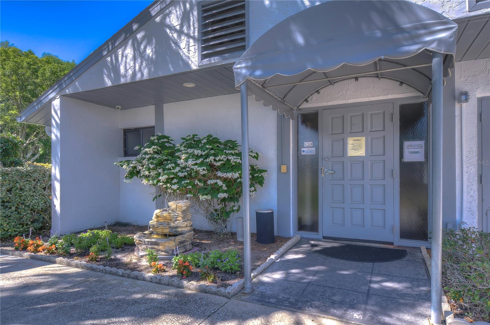 PINE RIDGE AT LAKE TARPON VILLAGE - Residential Lease