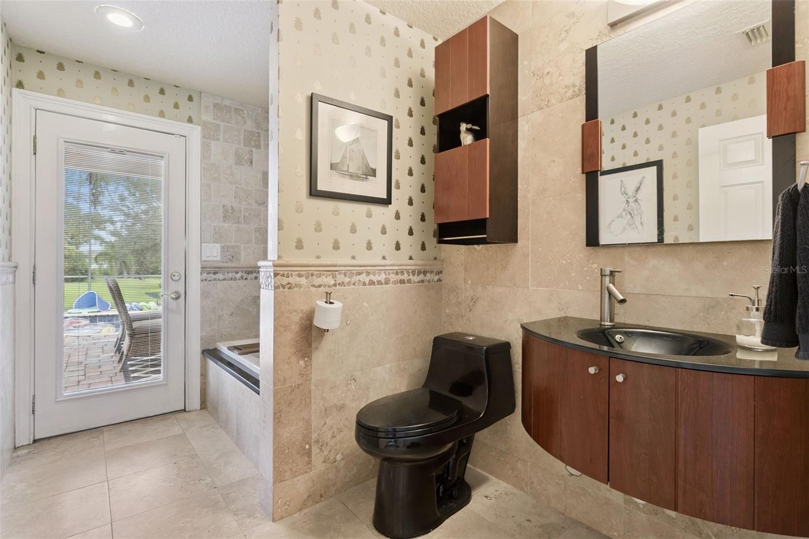 W E HUDSONS SUB - Residential