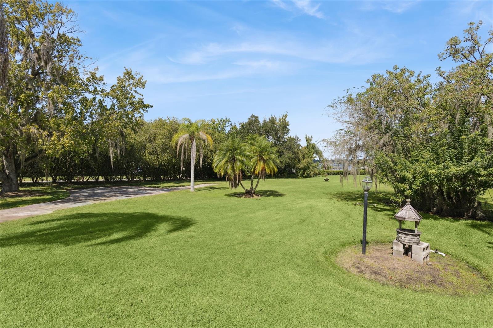 W E HUDSONS SUB - Residential