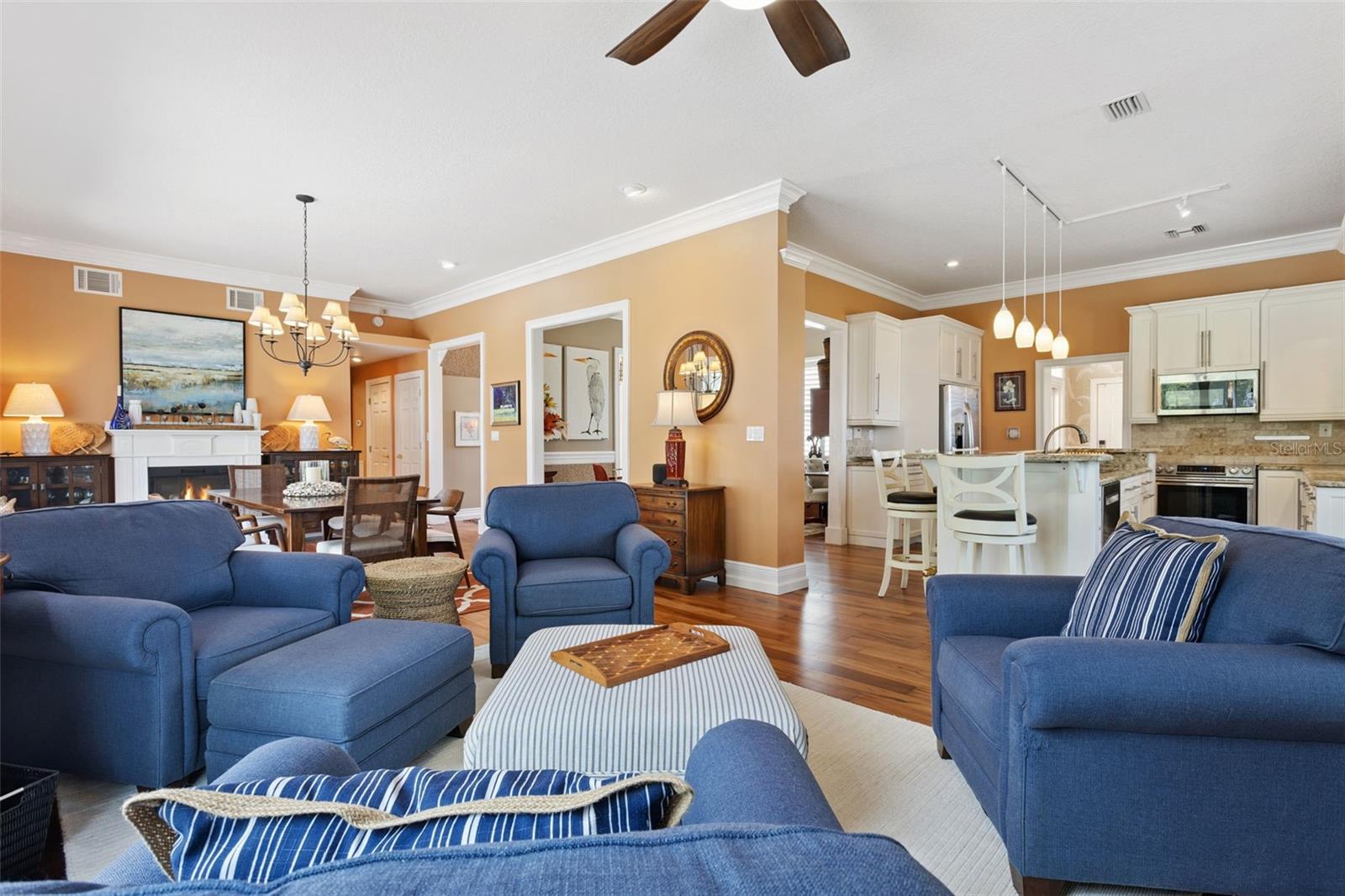 W E HUDSONS SUB - Residential