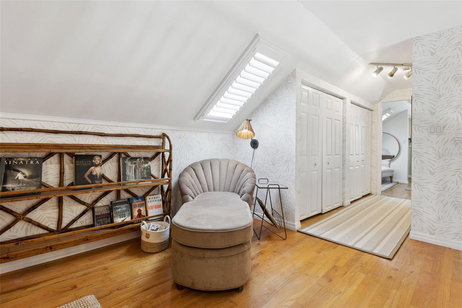 W E HUDSONS SUB - Residential