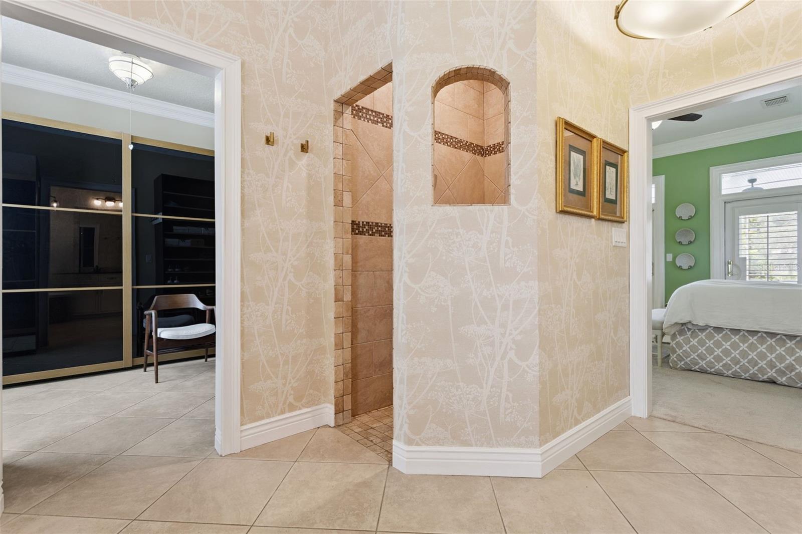 W E HUDSONS SUB - Residential