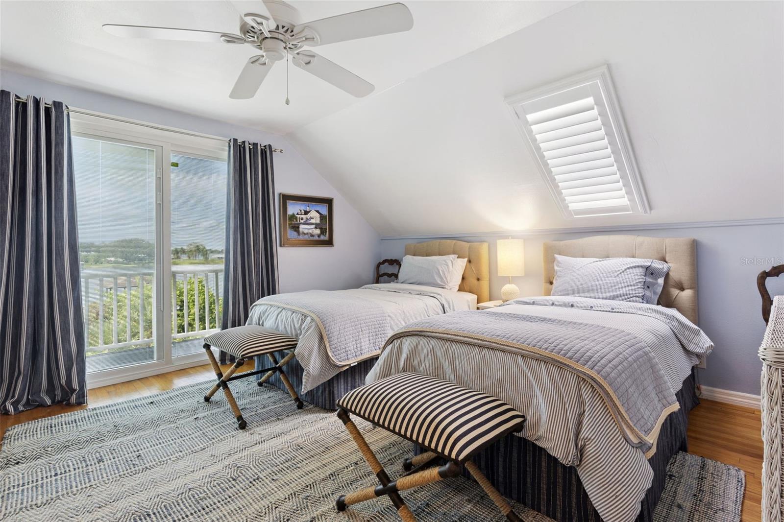 W E HUDSONS SUB - Residential