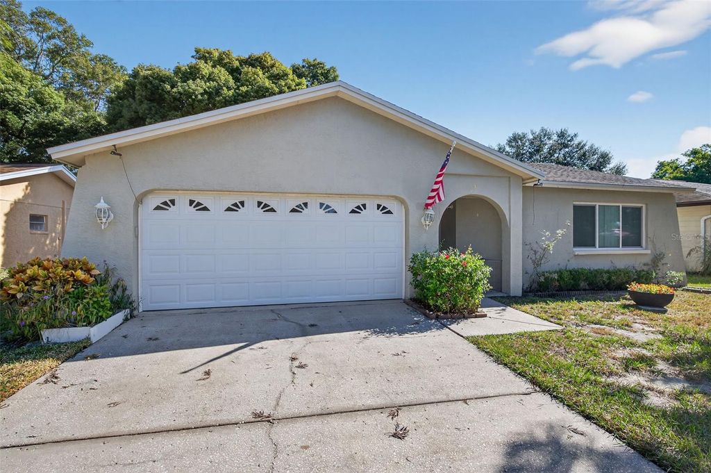 Photo of 1993 Citrus Hill Road, Palm Harbor, FL 34683 (MLS # TB8440237)