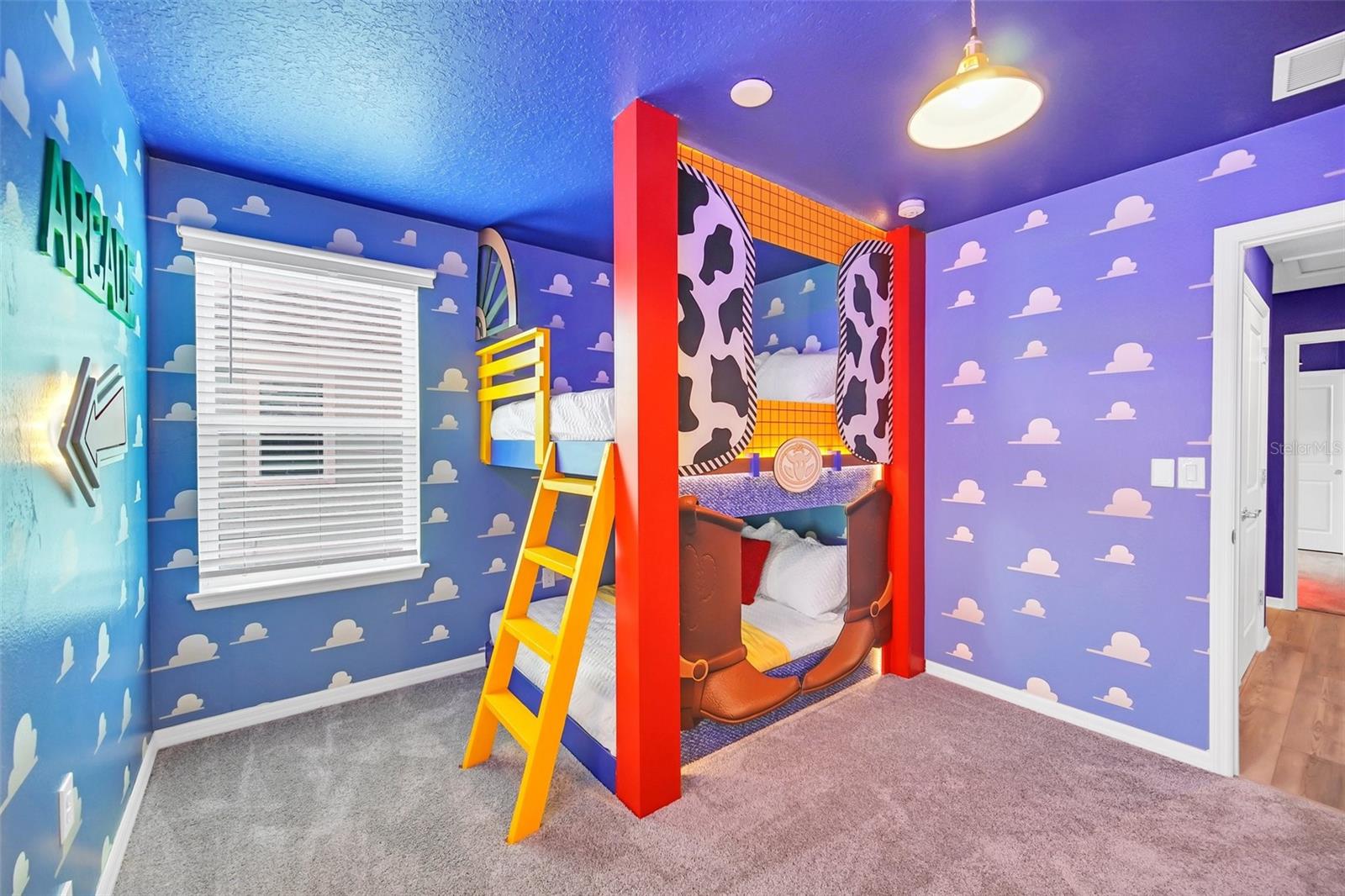 WINDSOR CAY PH 1 - Residential