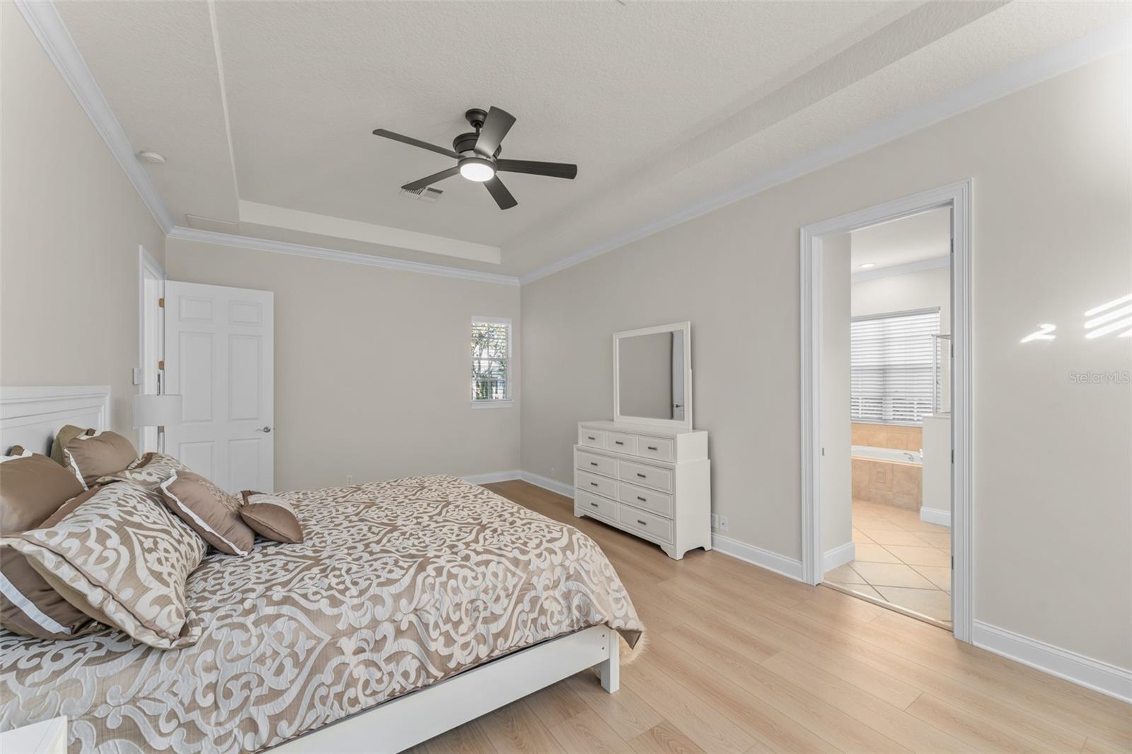 KEENES POINTE - Residential