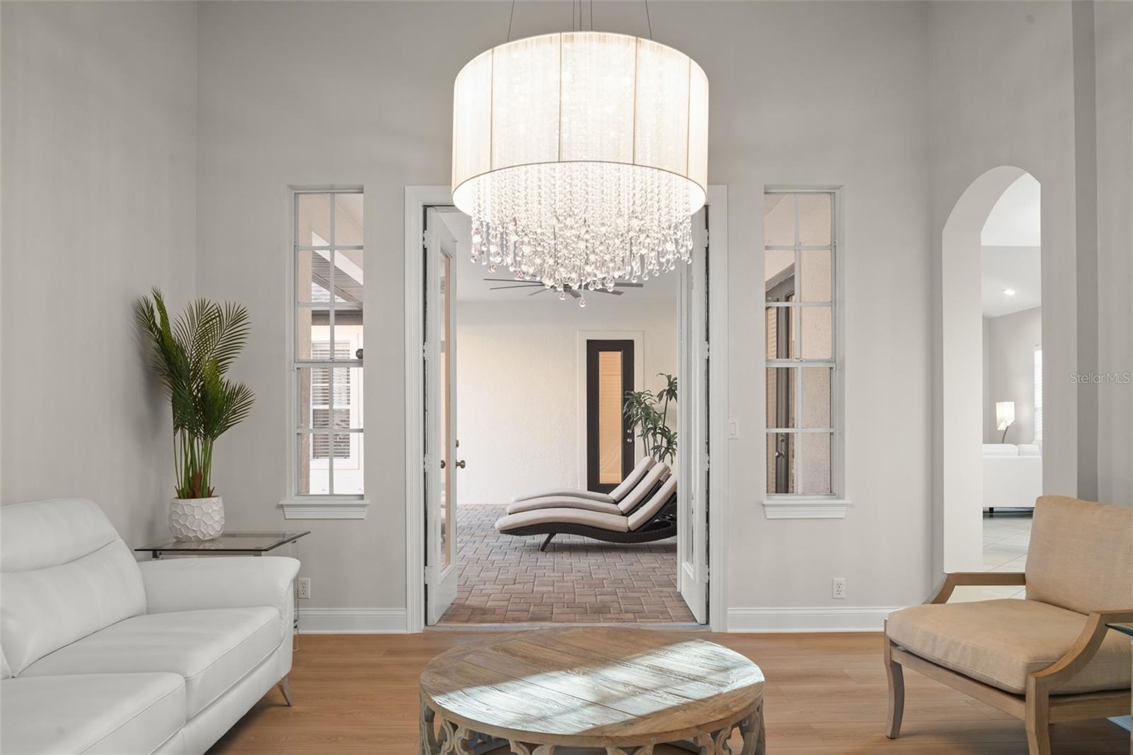 KEENES POINTE - Residential