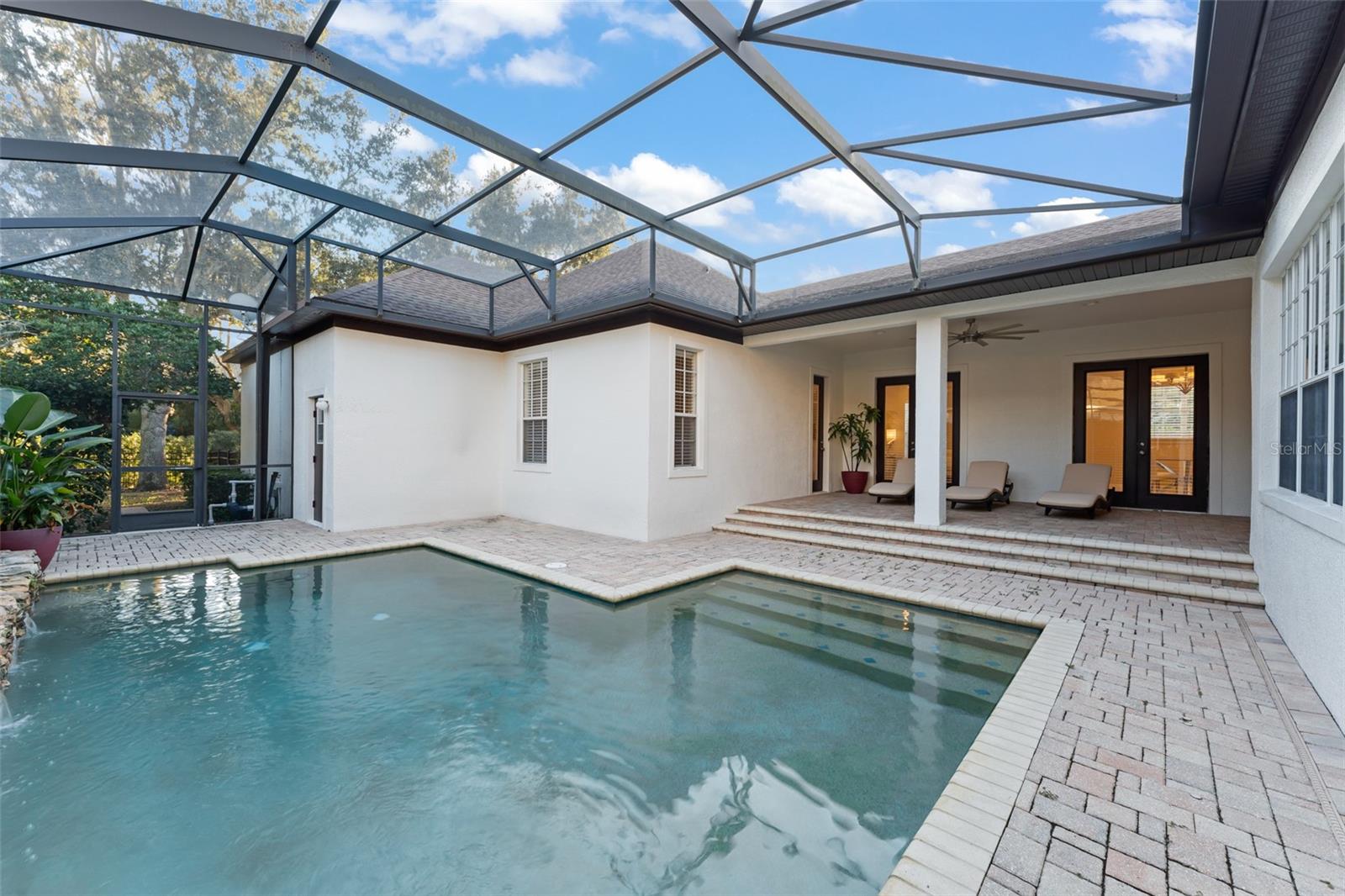 KEENES POINTE - Residential