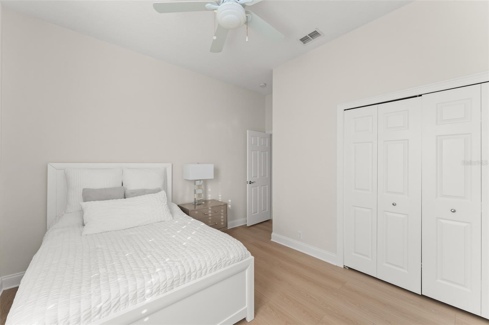 KEENES POINTE - Residential