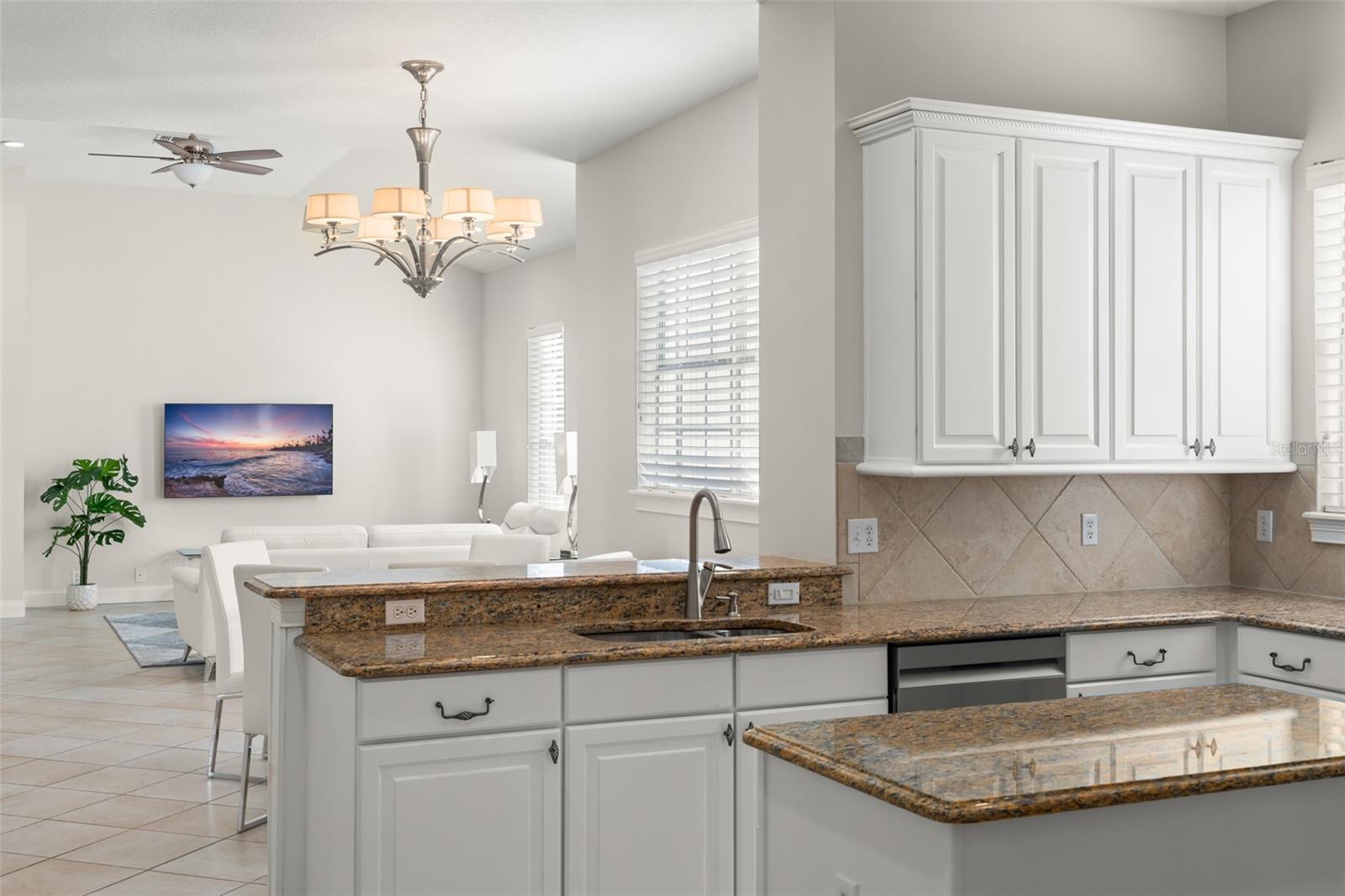 KEENES POINTE - Residential