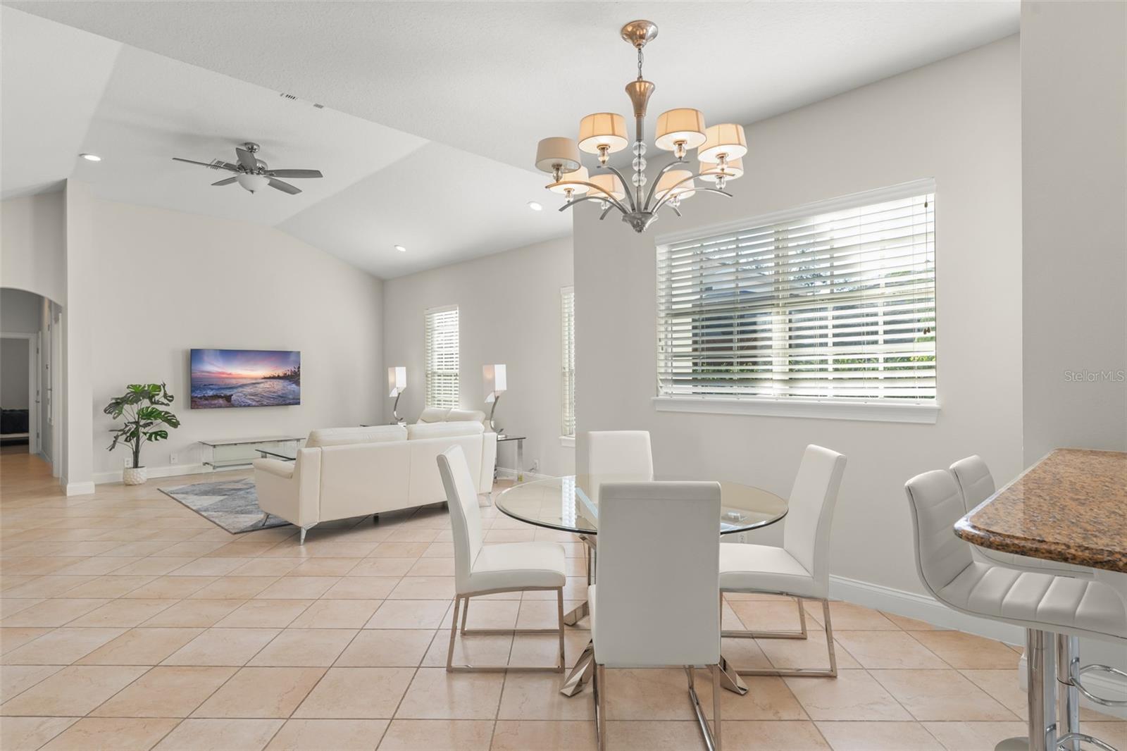 KEENES POINTE - Residential