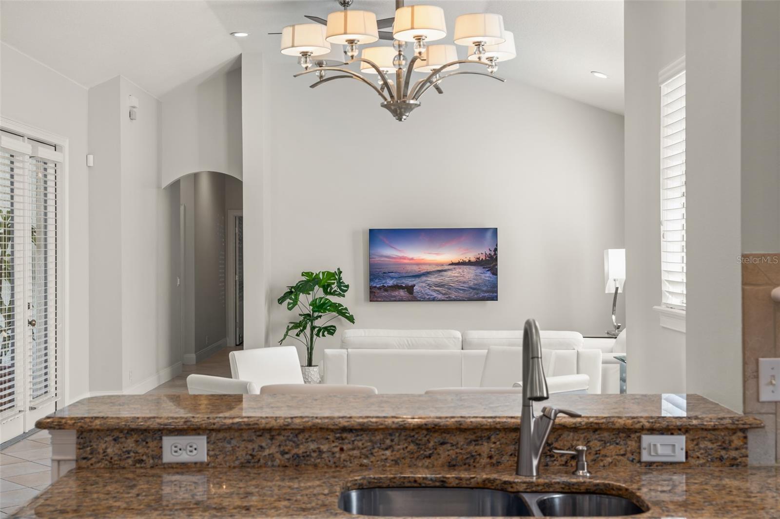 KEENES POINTE - Residential