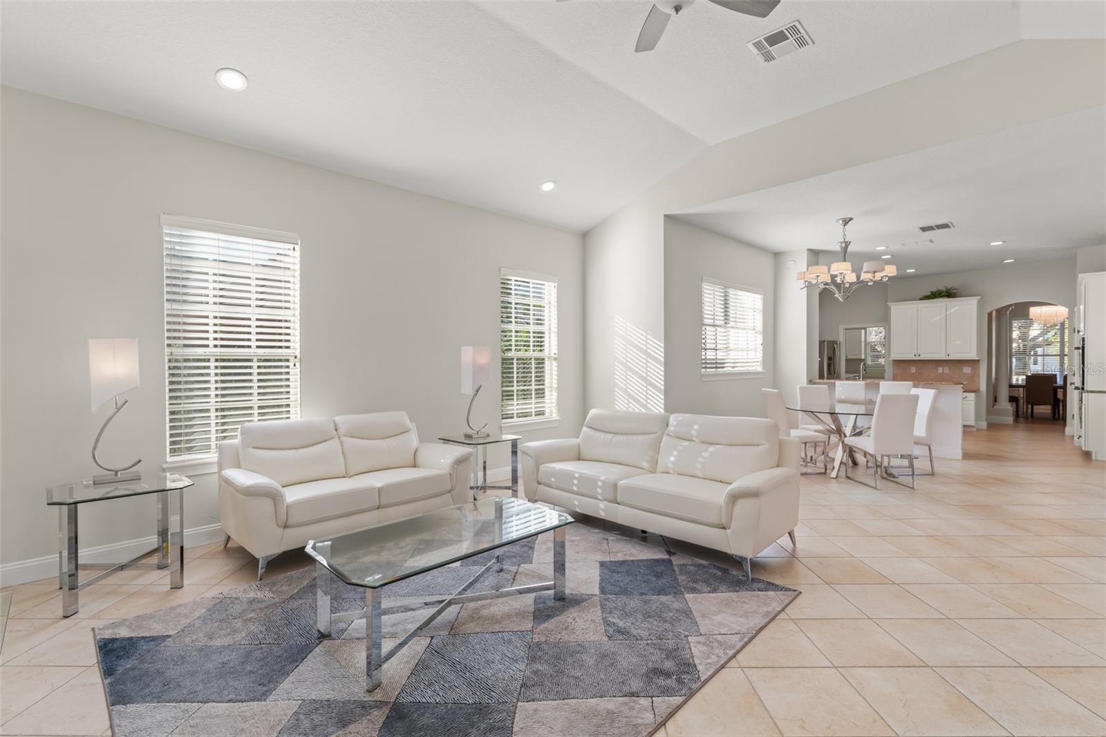 KEENES POINTE - Residential