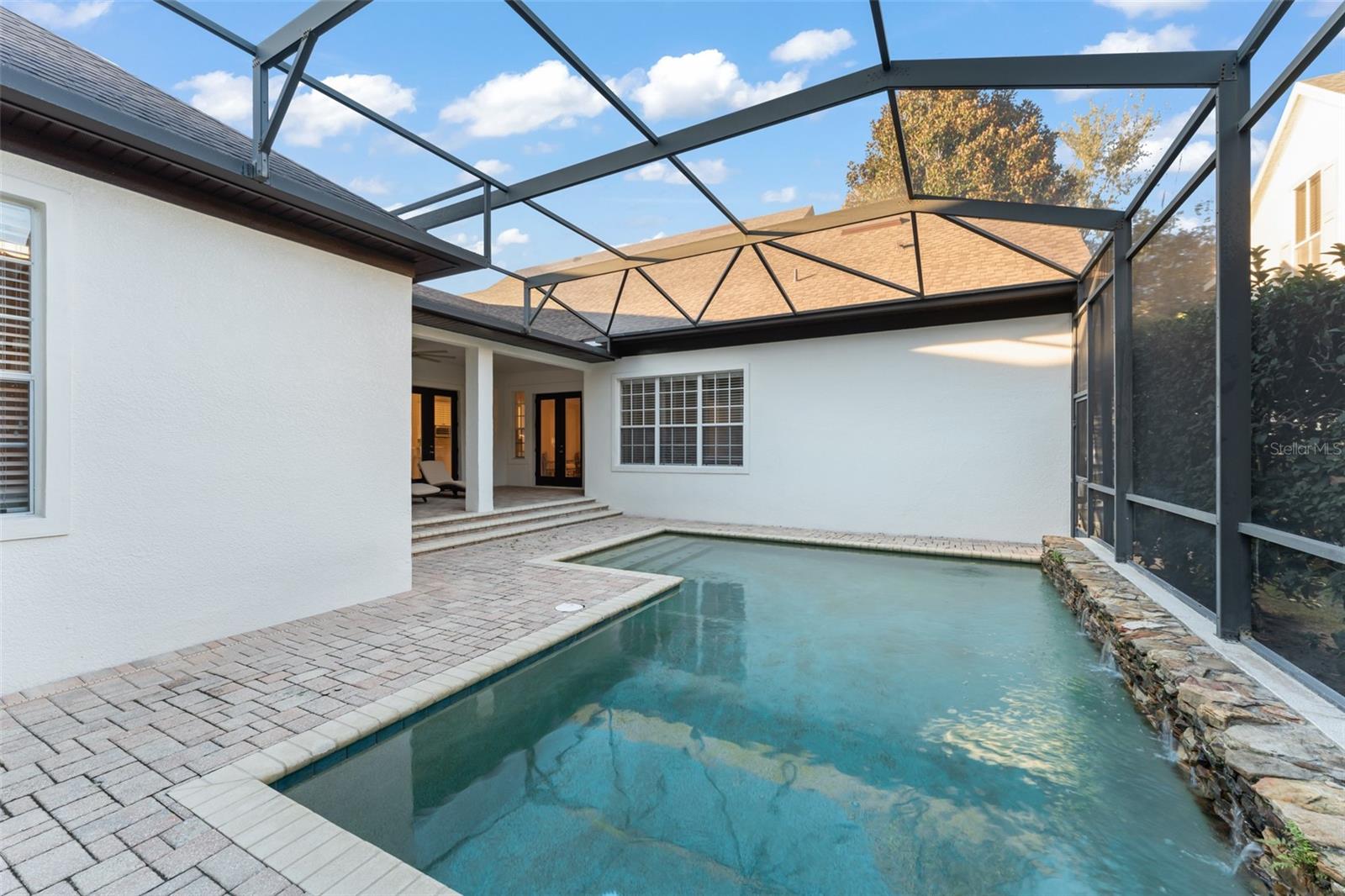 KEENES POINTE - Residential