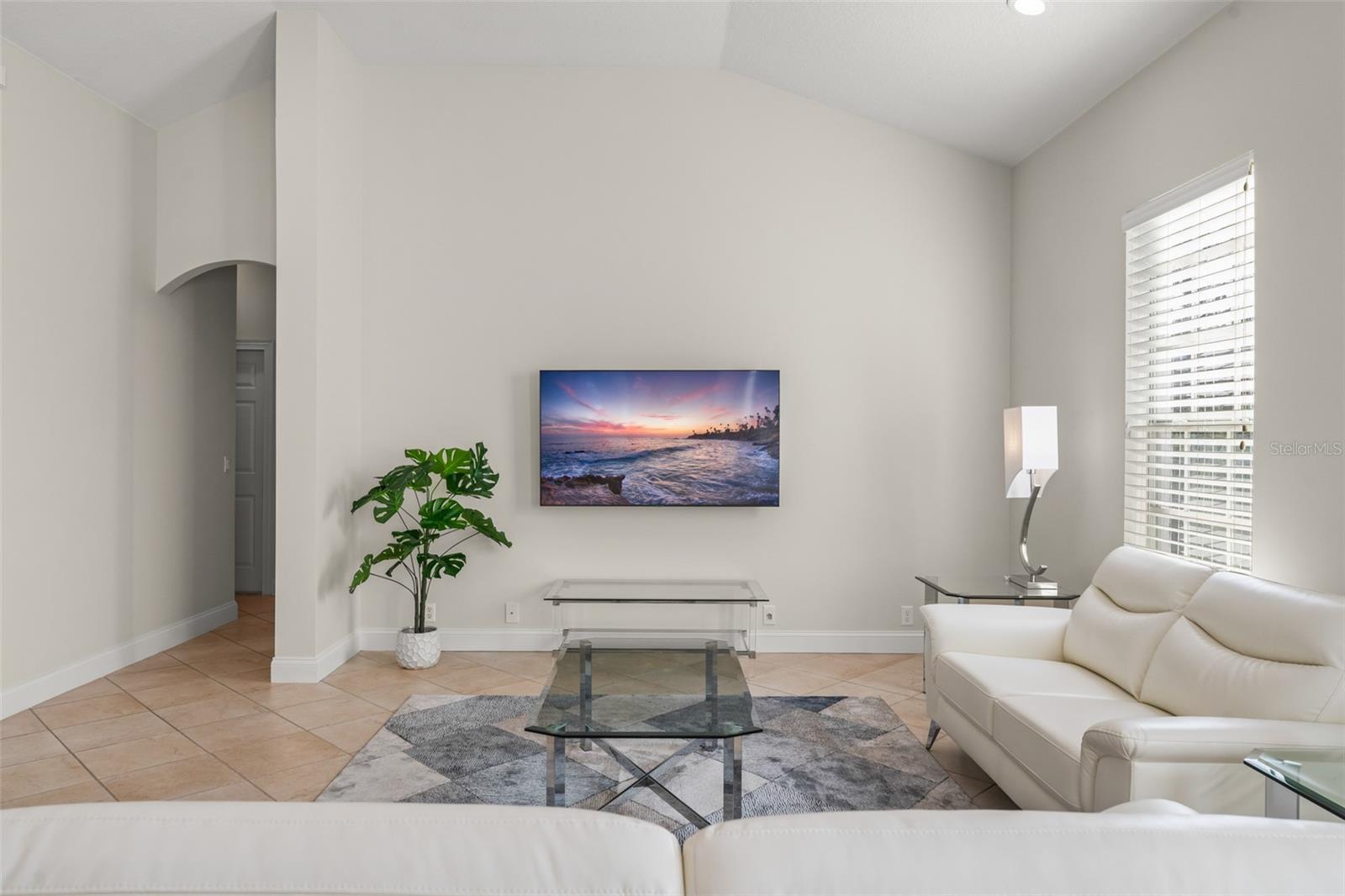 KEENES POINTE - Residential