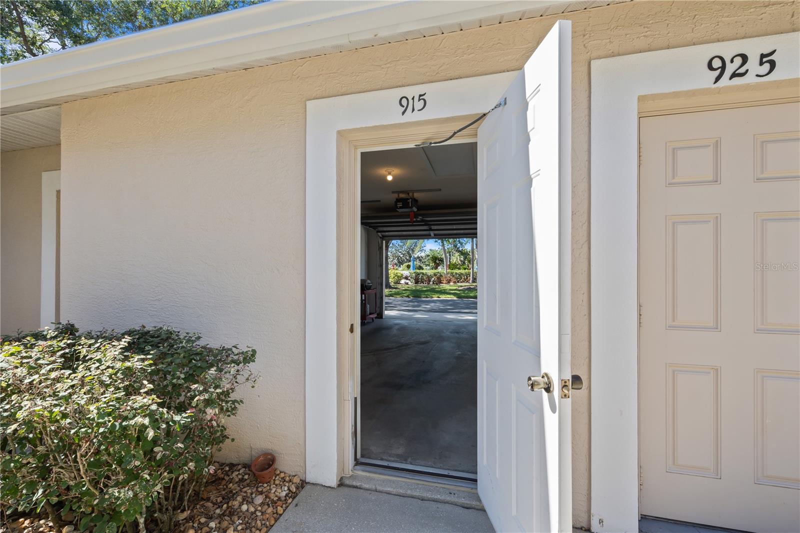 STONEYBROOK FAIRWAY VERANDAS 1 - Residential Lease