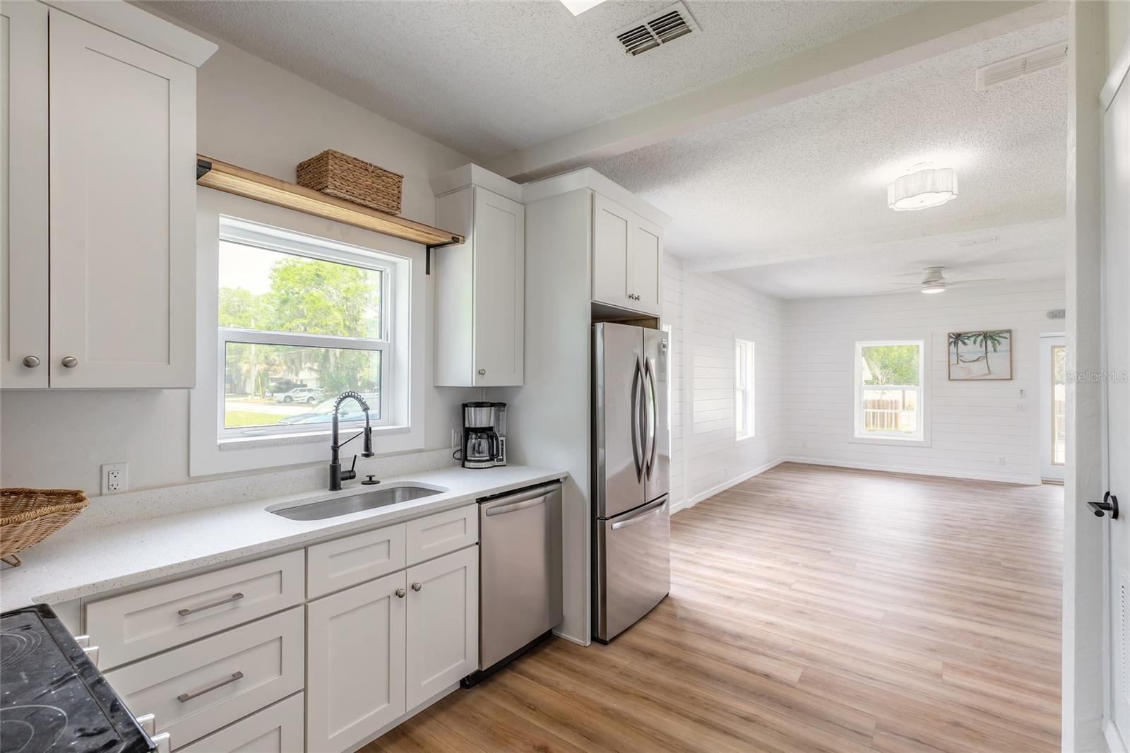 SHELDONS NEW SMYRNA - Commercial Sale