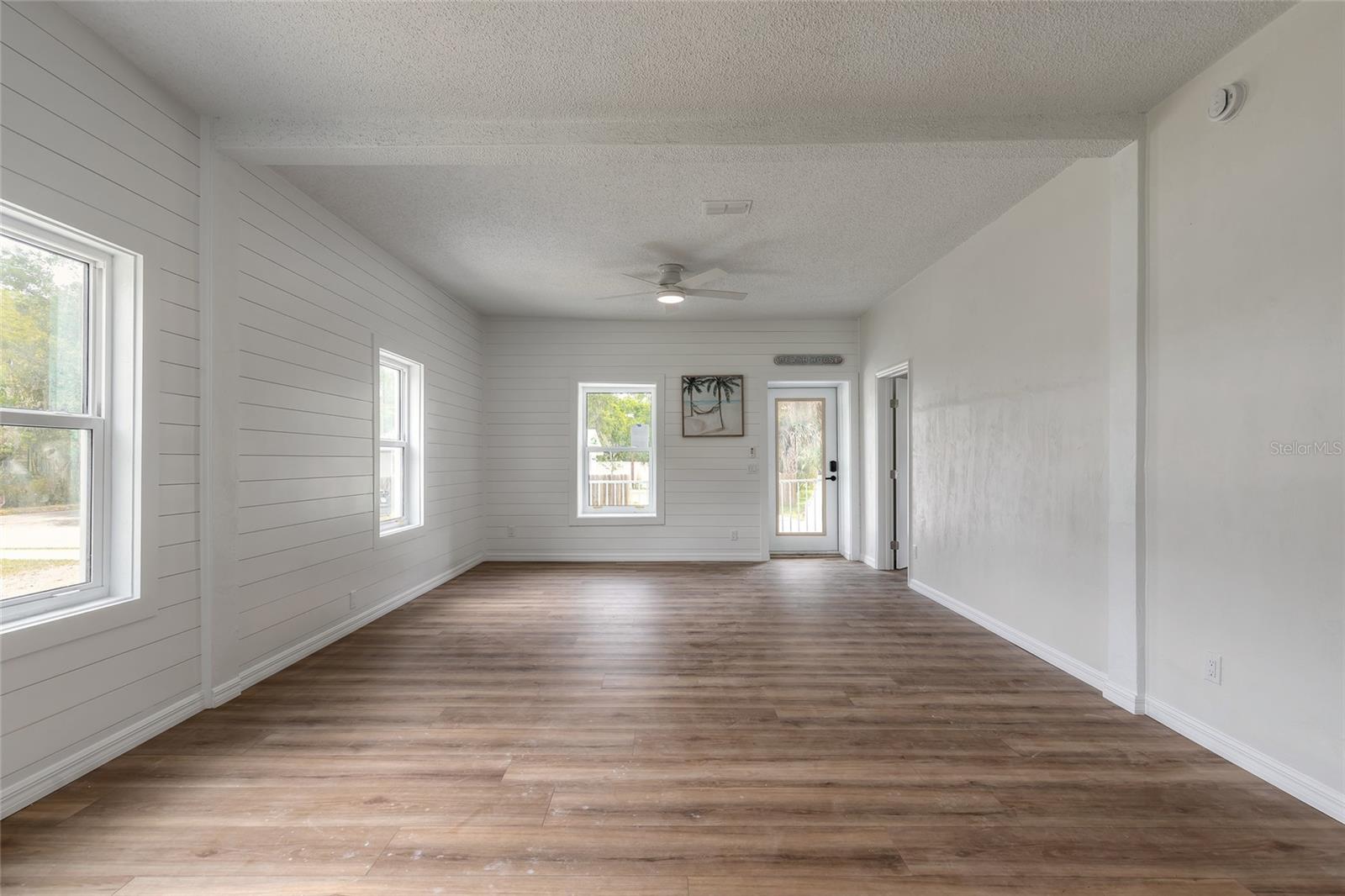 SHELDONS NEW SMYRNA - Commercial Sale