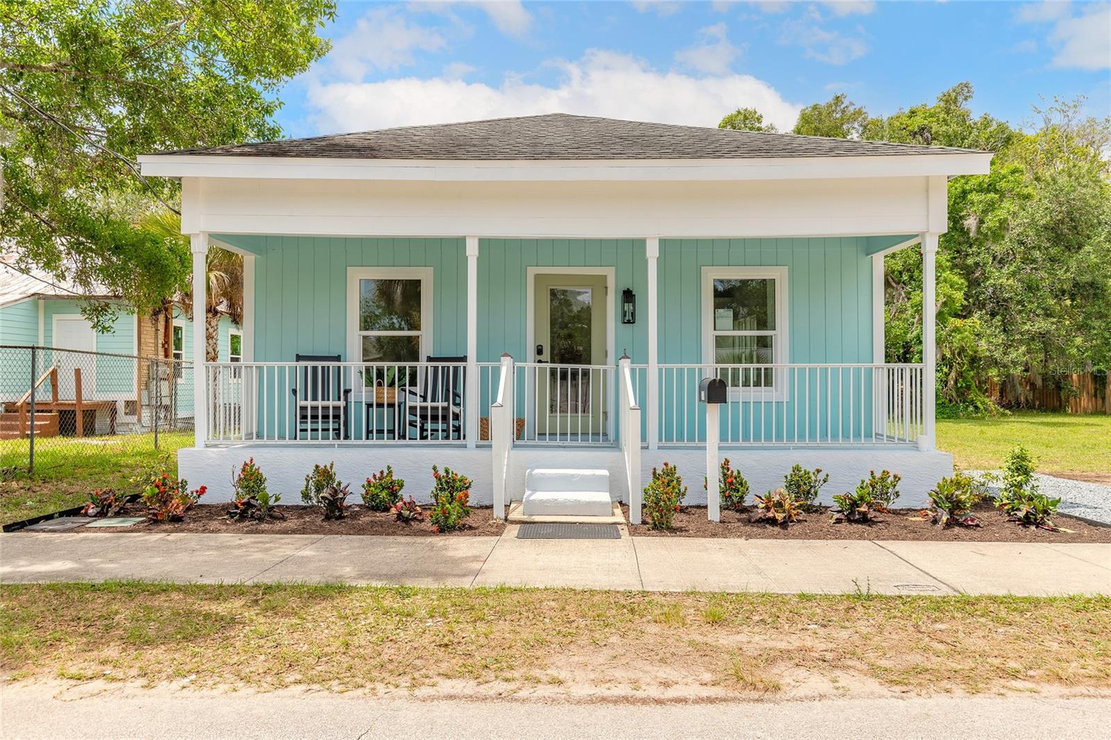 SHELDONS NEW SMYRNA - Commercial Sale