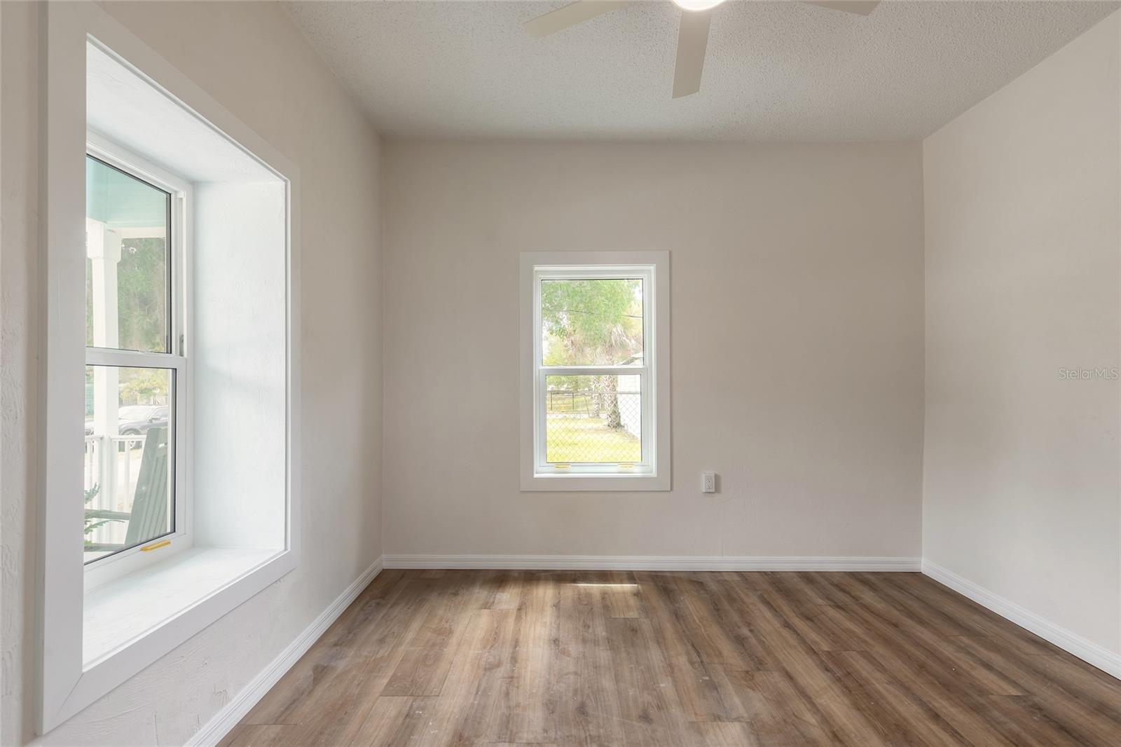 SHELDONS NEW SMYRNA - Commercial Sale