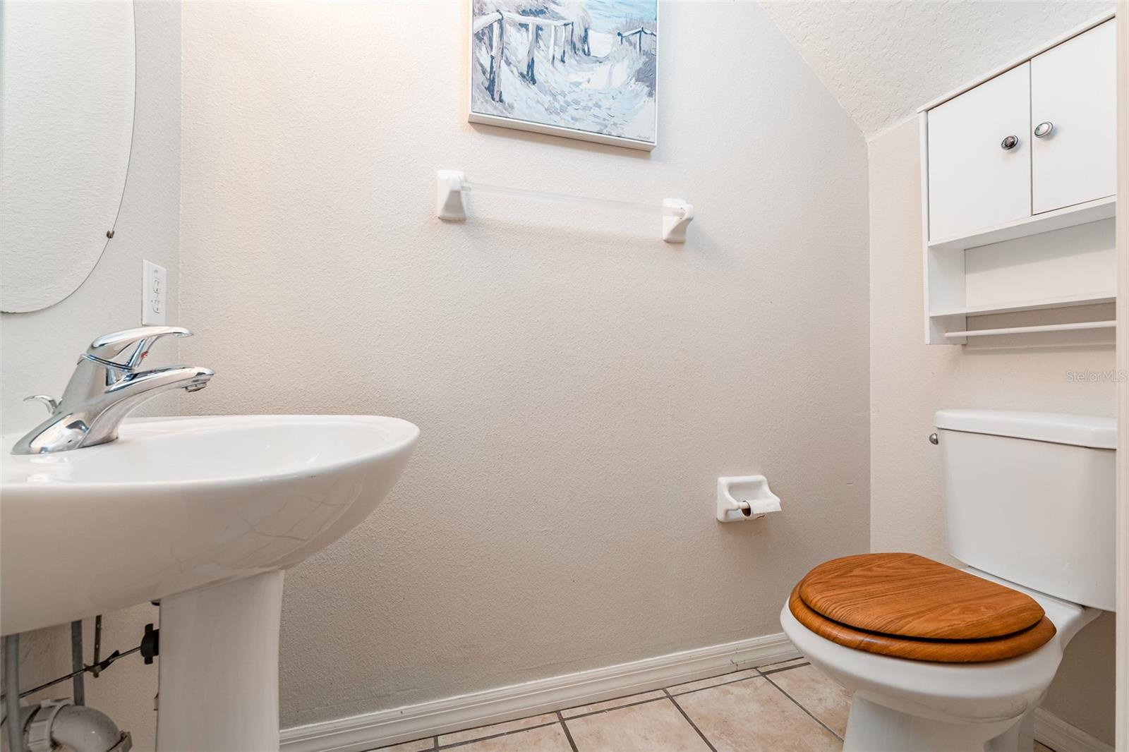 OAK VALLEY TWNHMS - Residential