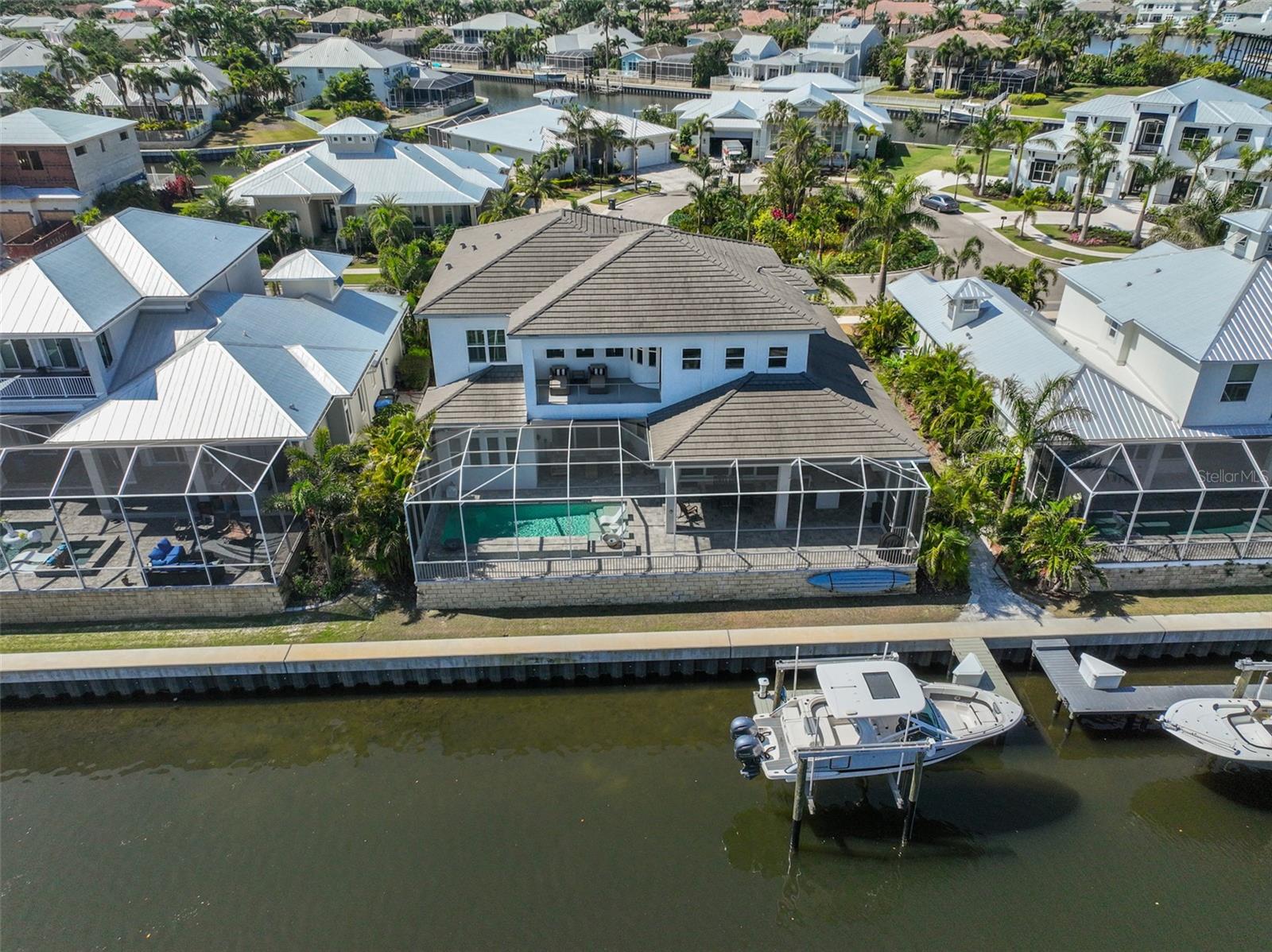 715 PINCKNEY DRIVE