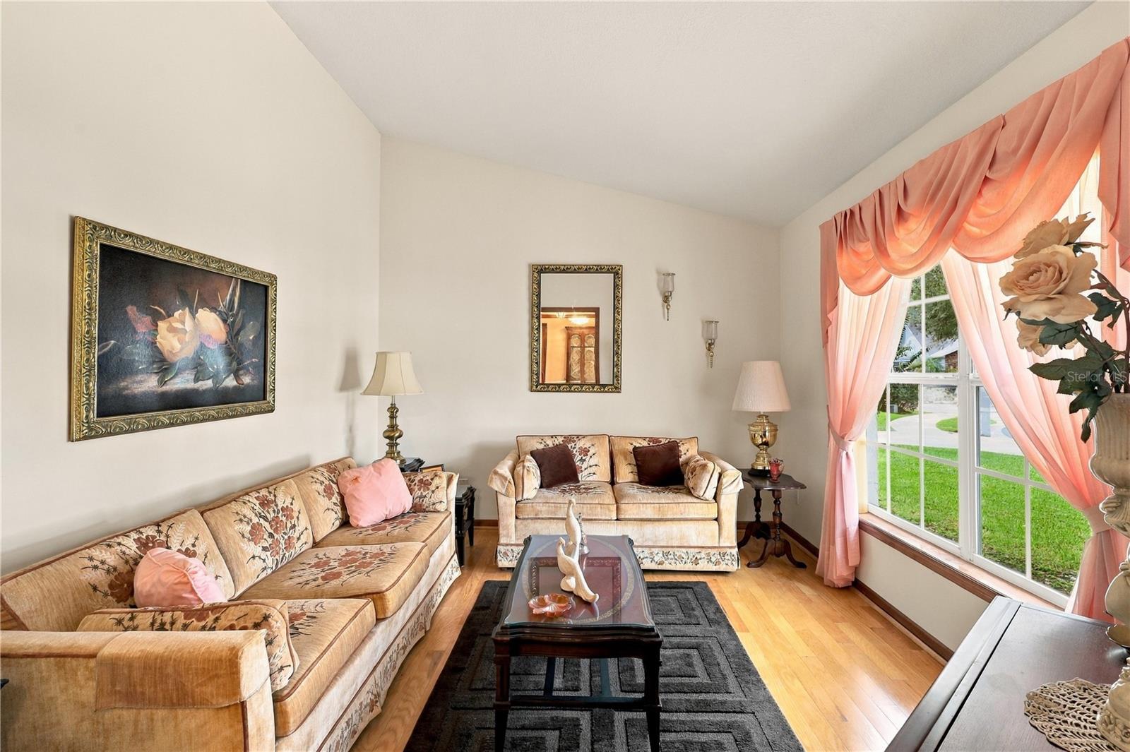 1539 HAWKESBURY COURT